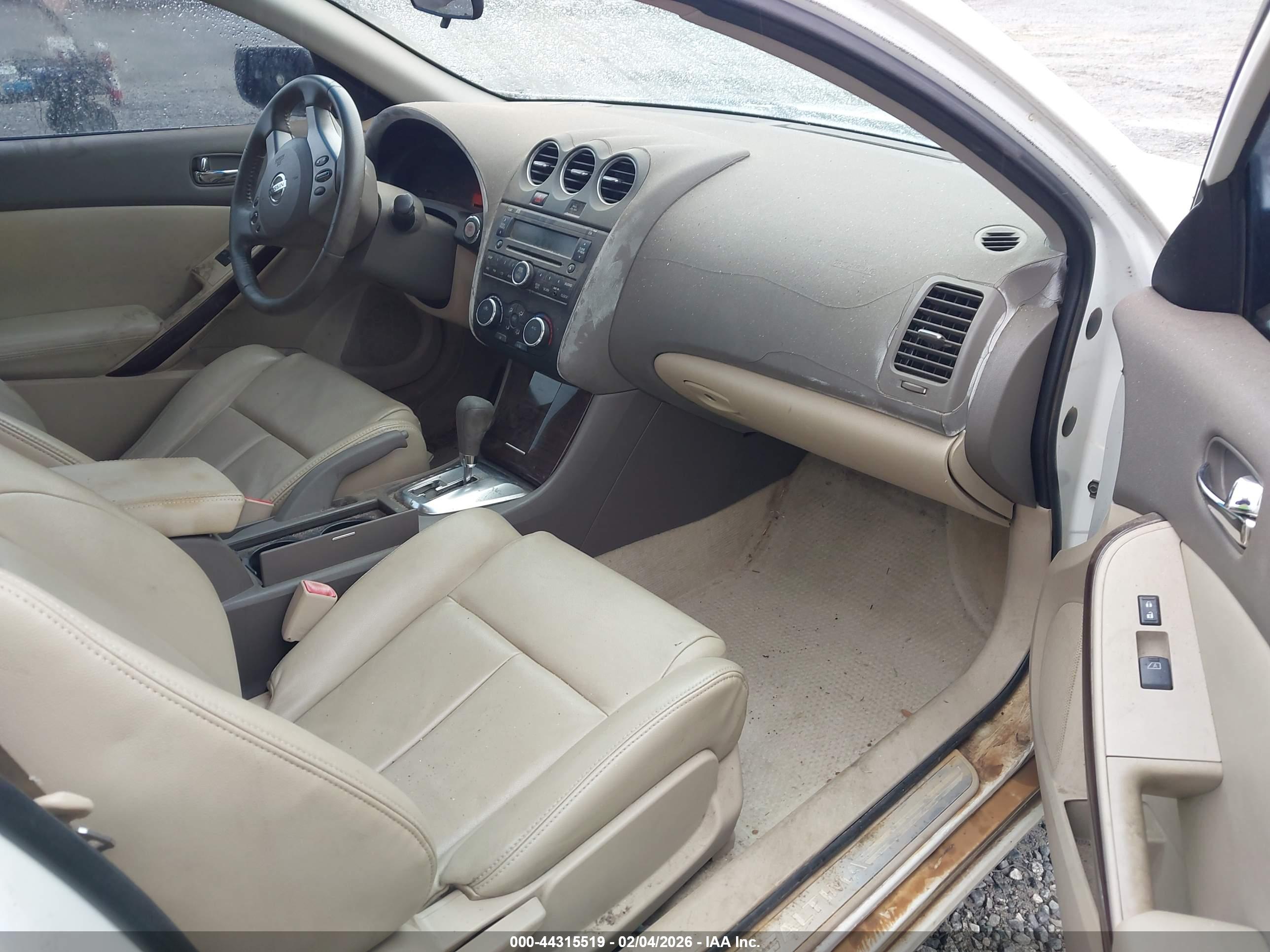 NISSAN ALTIMA image 5