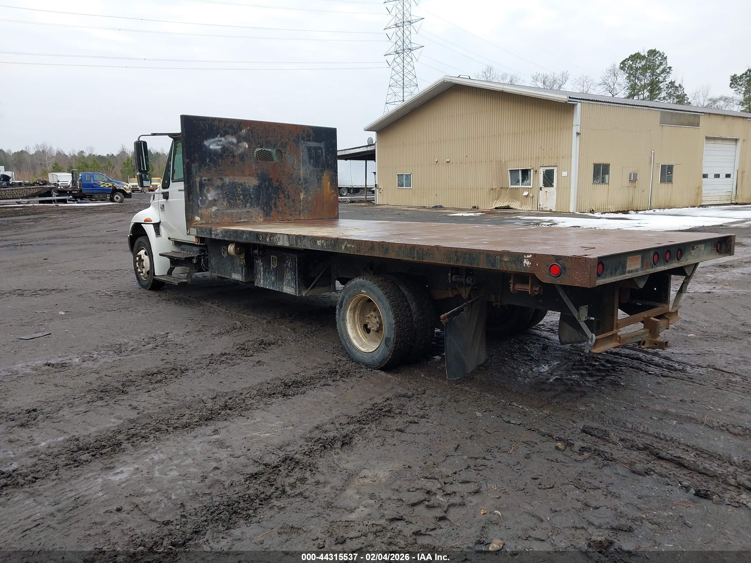 INTERNATIONAL 4000 image 3
