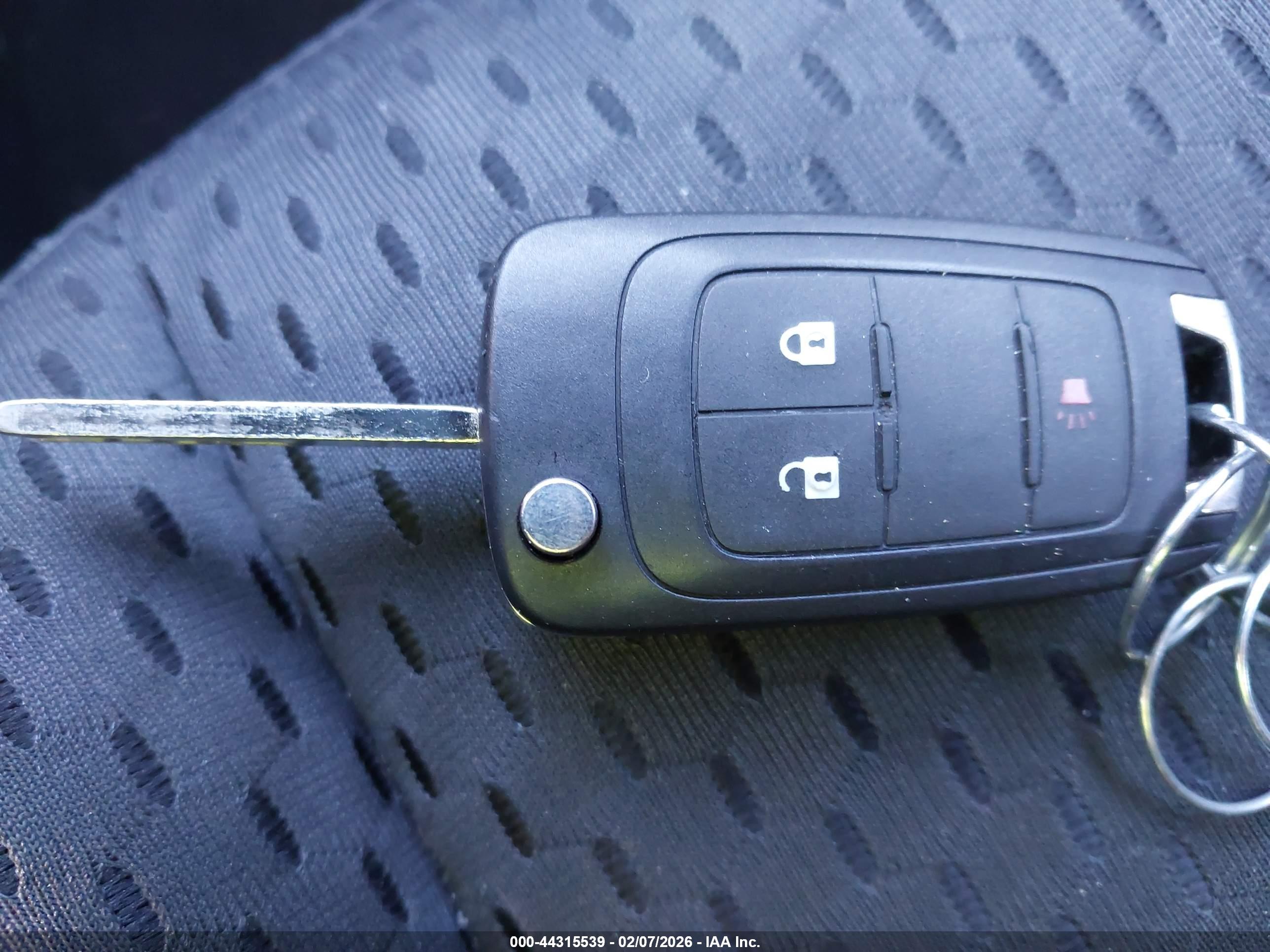 CHEVROLET EQUINOX image 11