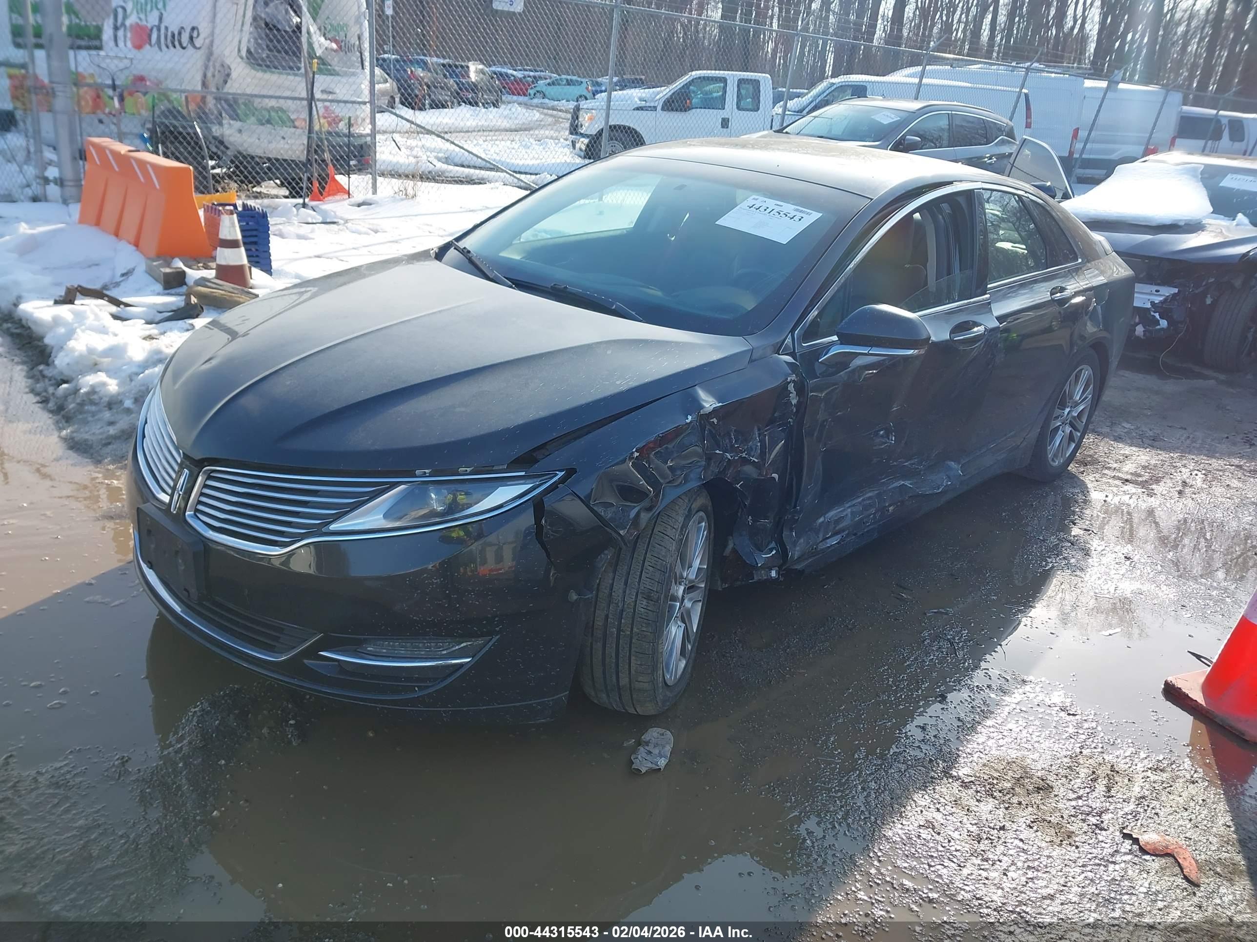 LINCOLN MKZ image 2