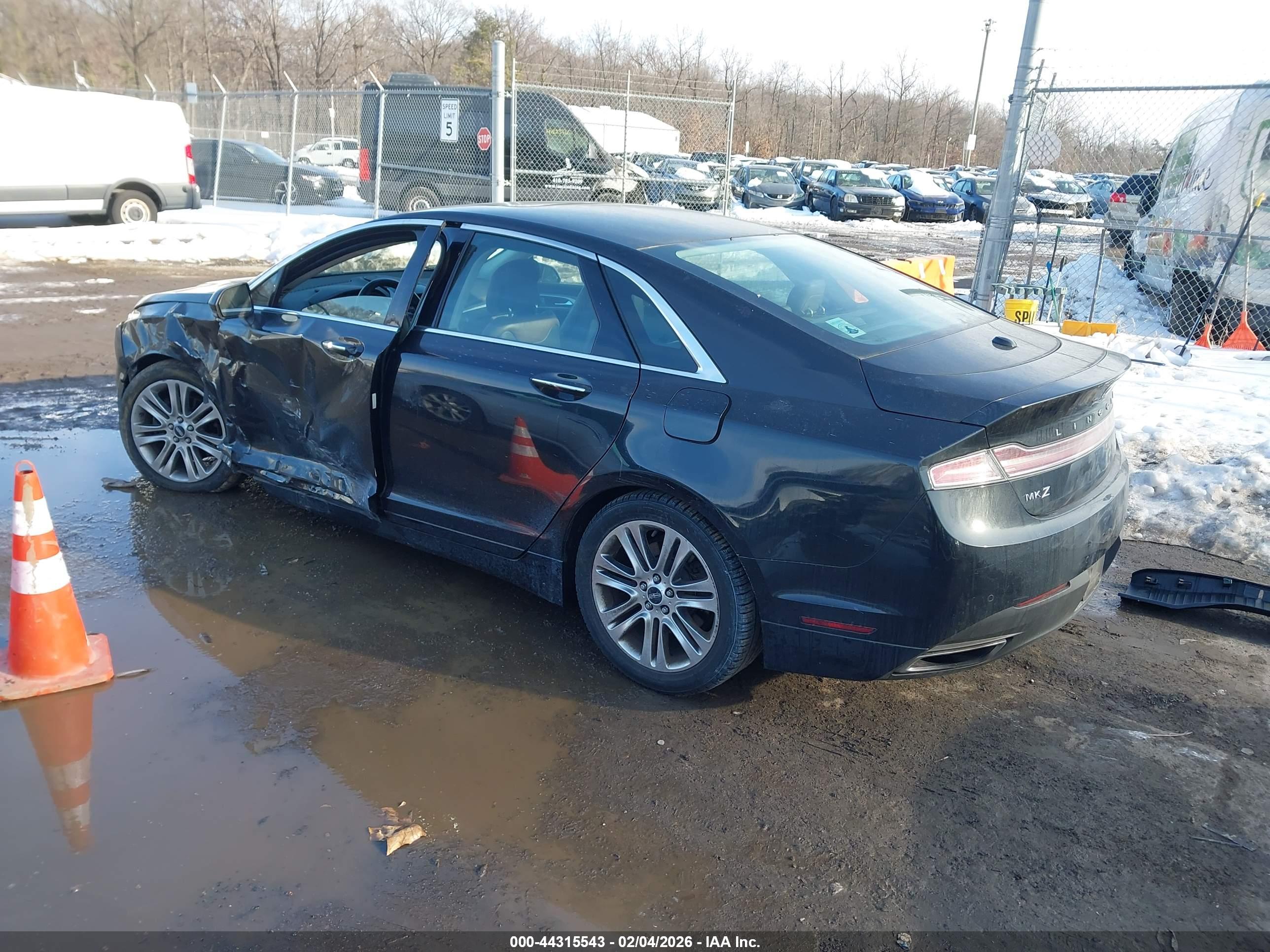 LINCOLN MKZ image 3