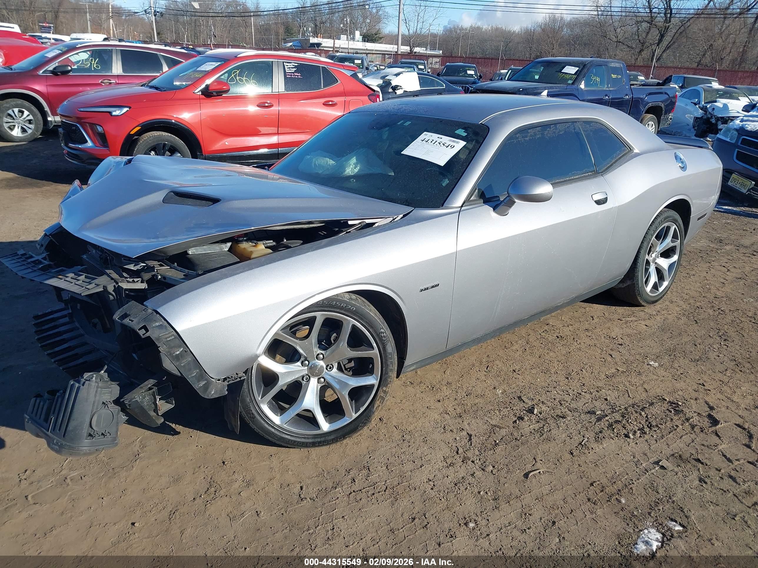 DODGE CHALLENGER image 2
