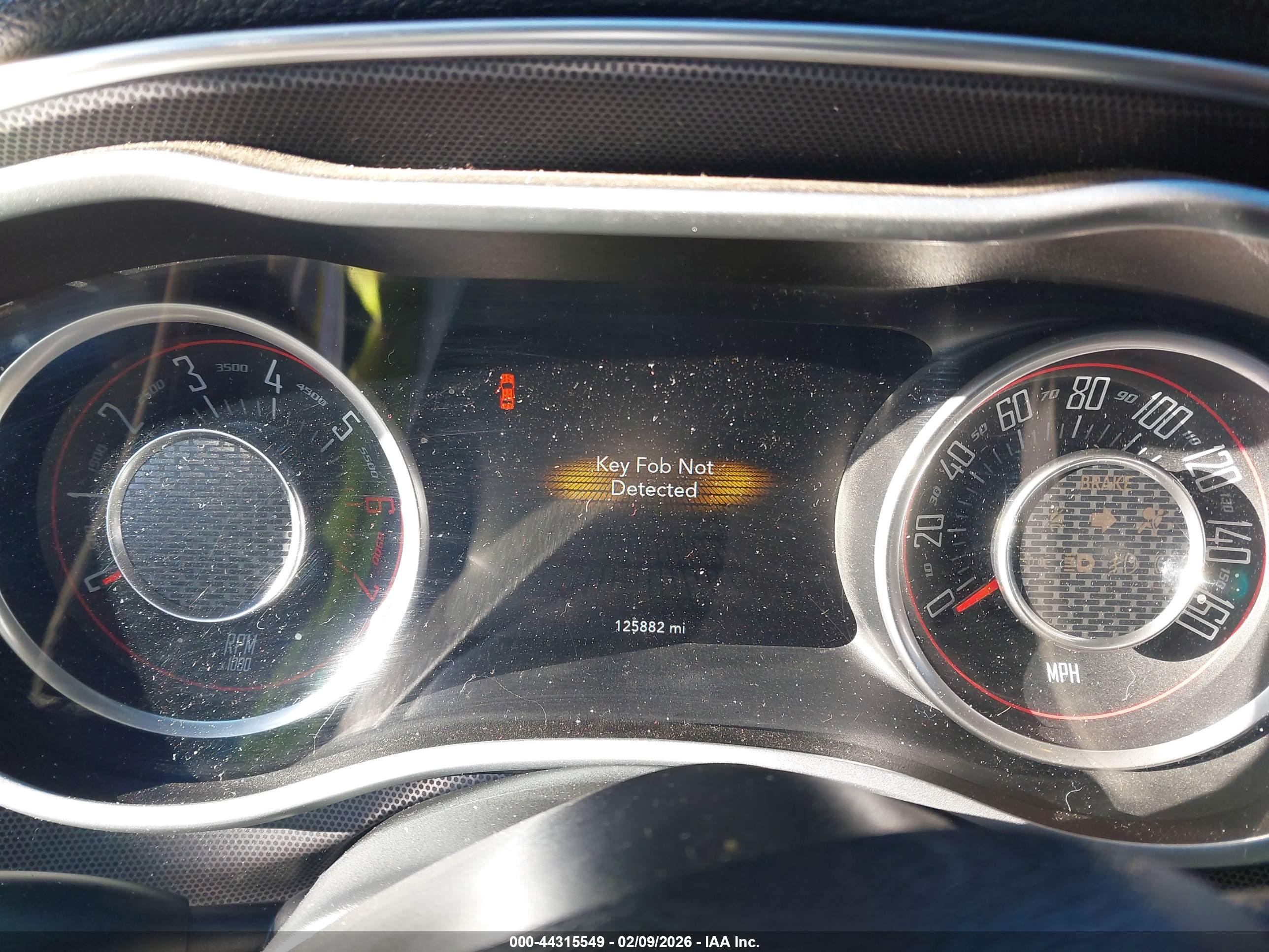 DODGE CHALLENGER image 7