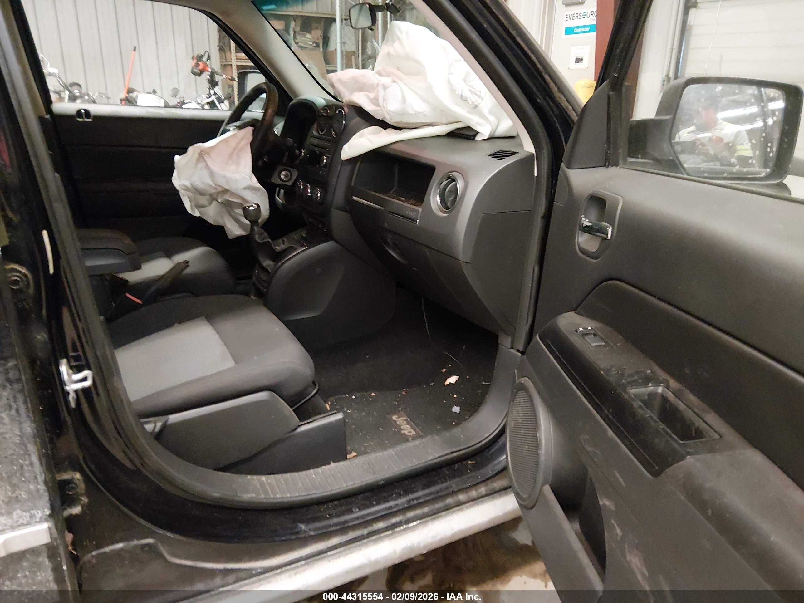 JEEP PATRIOT image 5