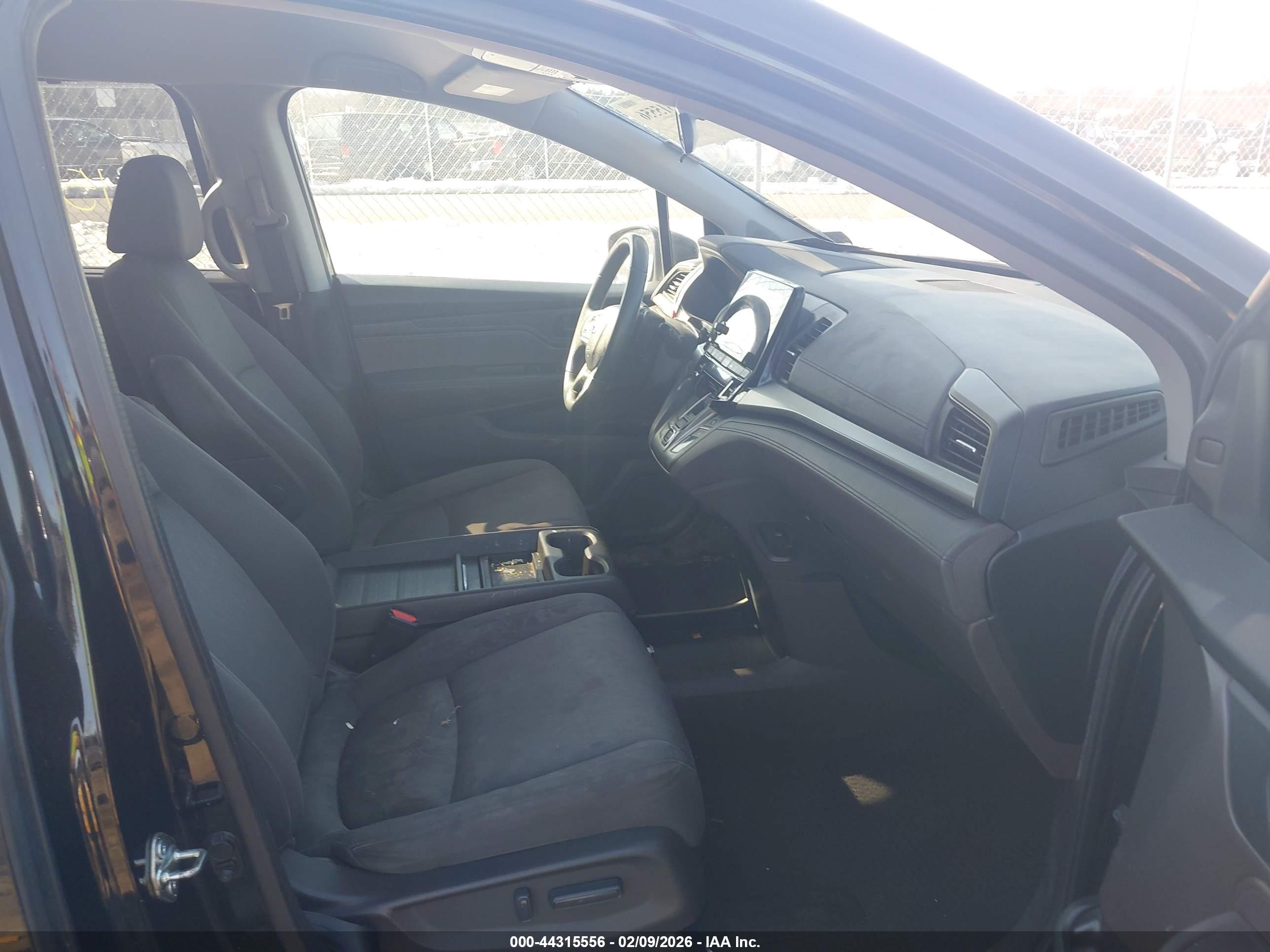HONDA ODYSSEY image 5