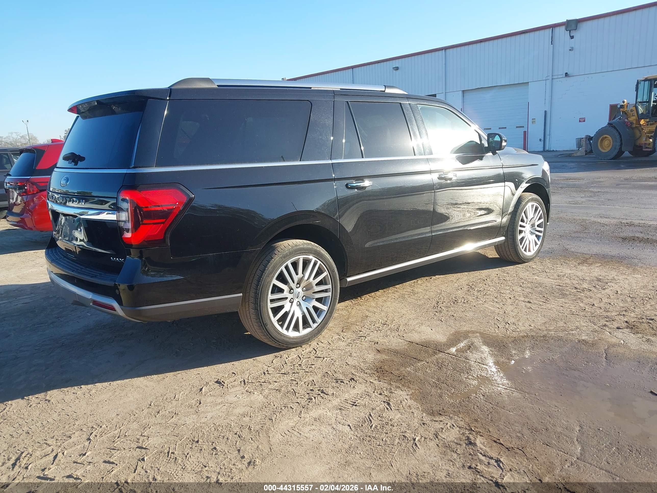 FORD EXPEDITION image 4