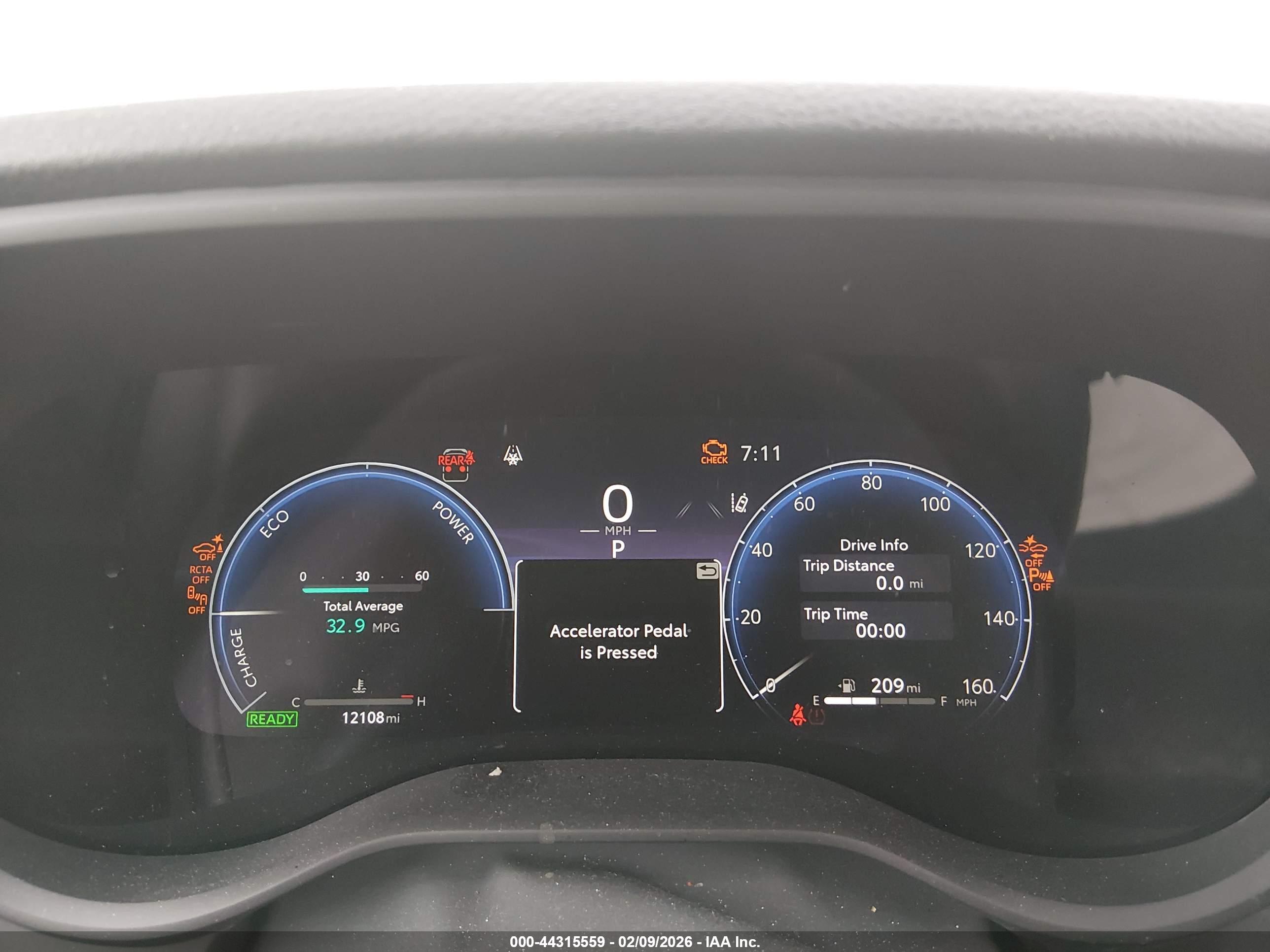 TOYOTA SIENNA image 7