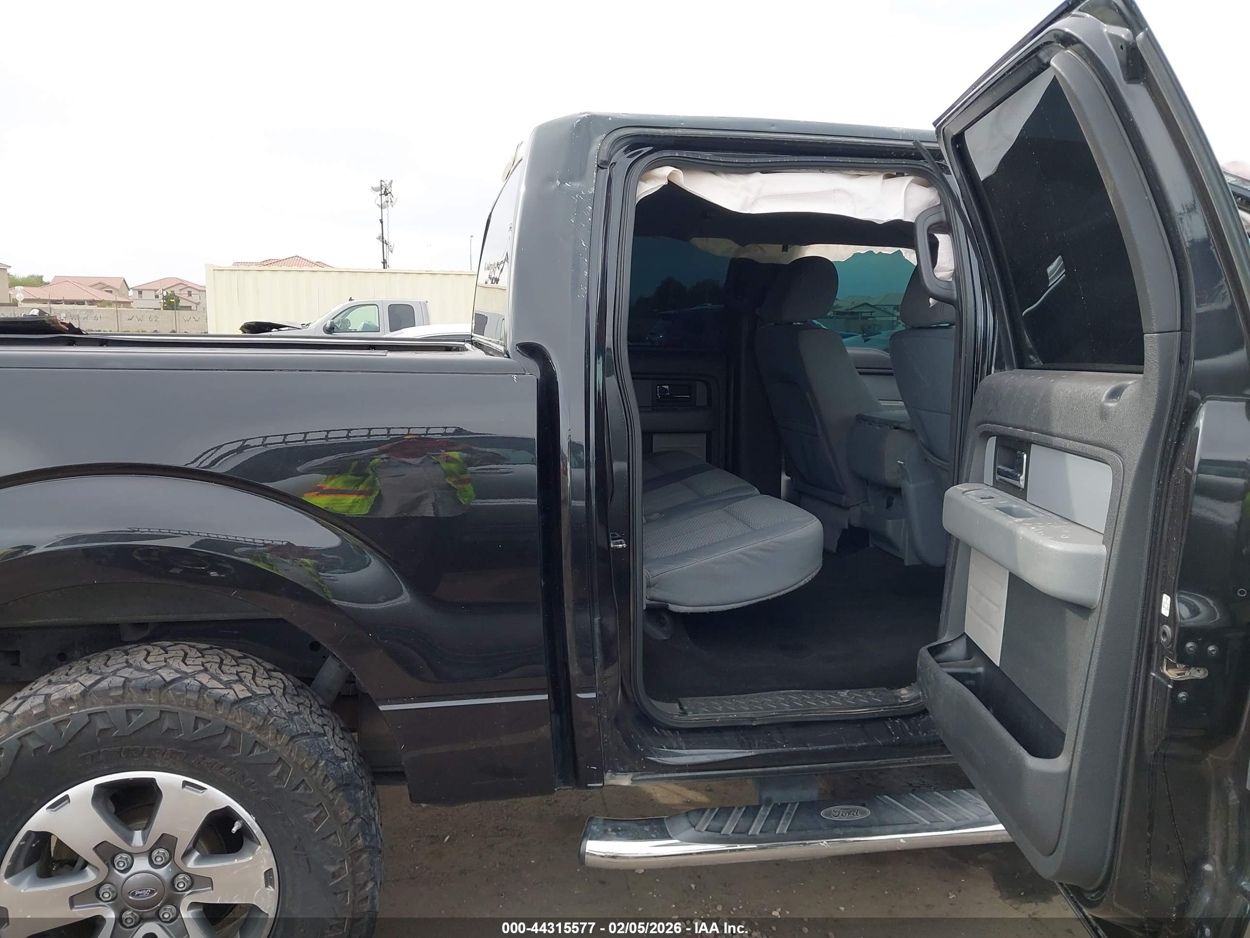 FORD F-150 image 8