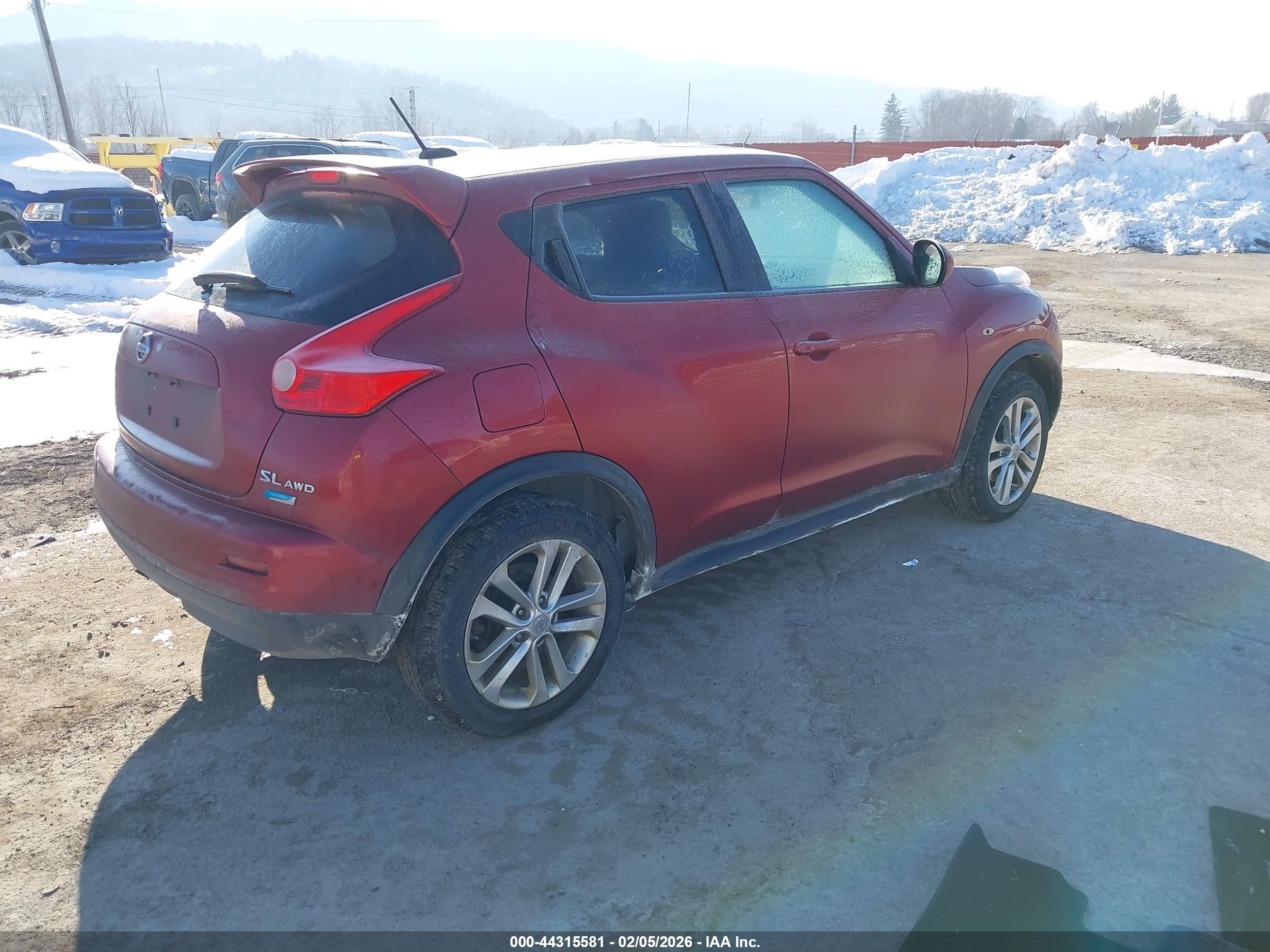NISSAN JUKE image 4