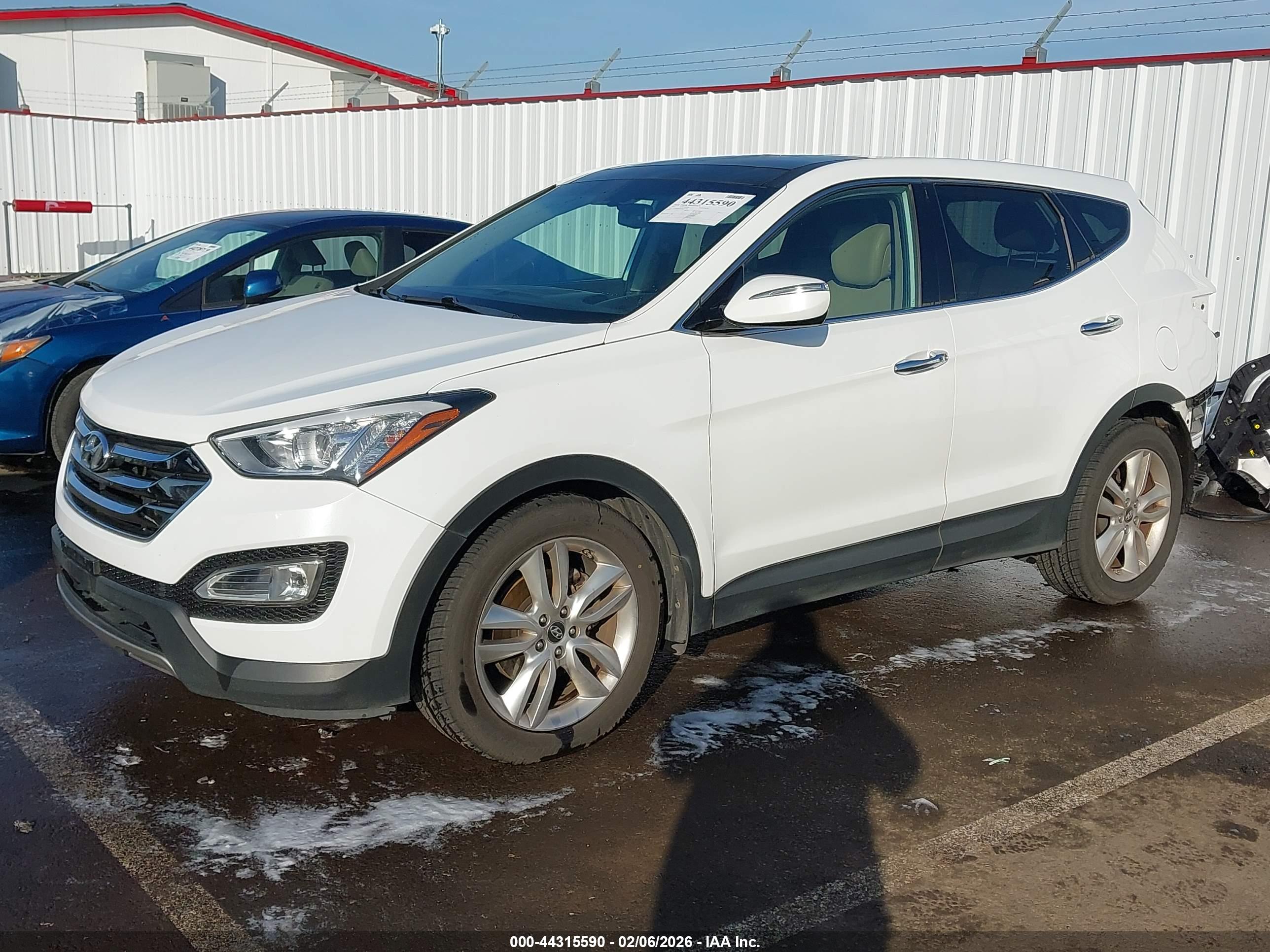 HYUNDAI SANTA image 2