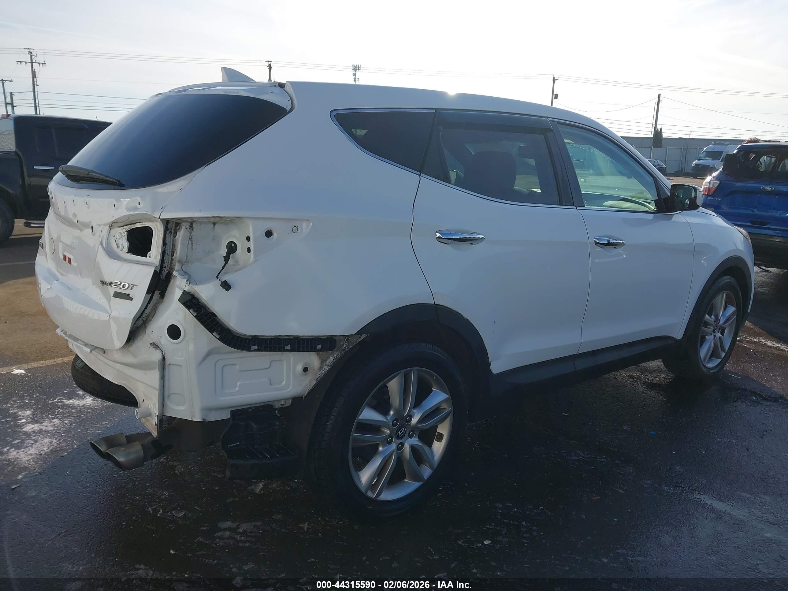 HYUNDAI SANTA image 4