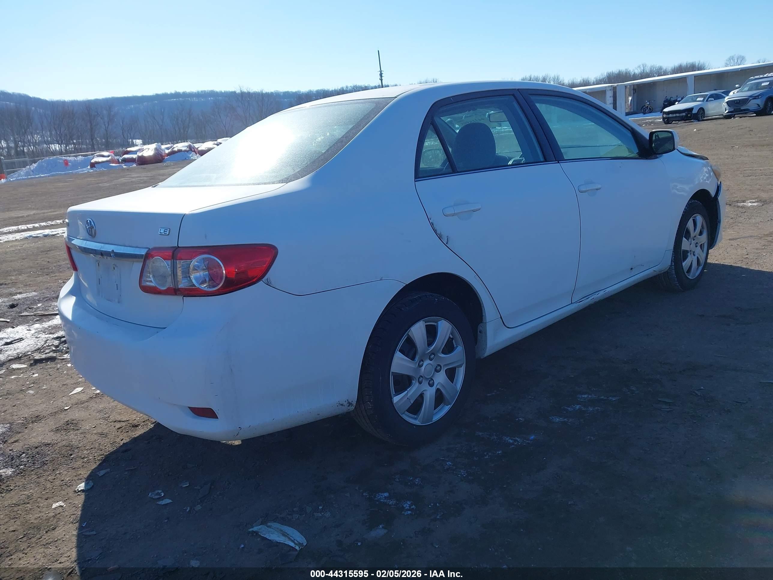 TOYOTA COROLLA image 4