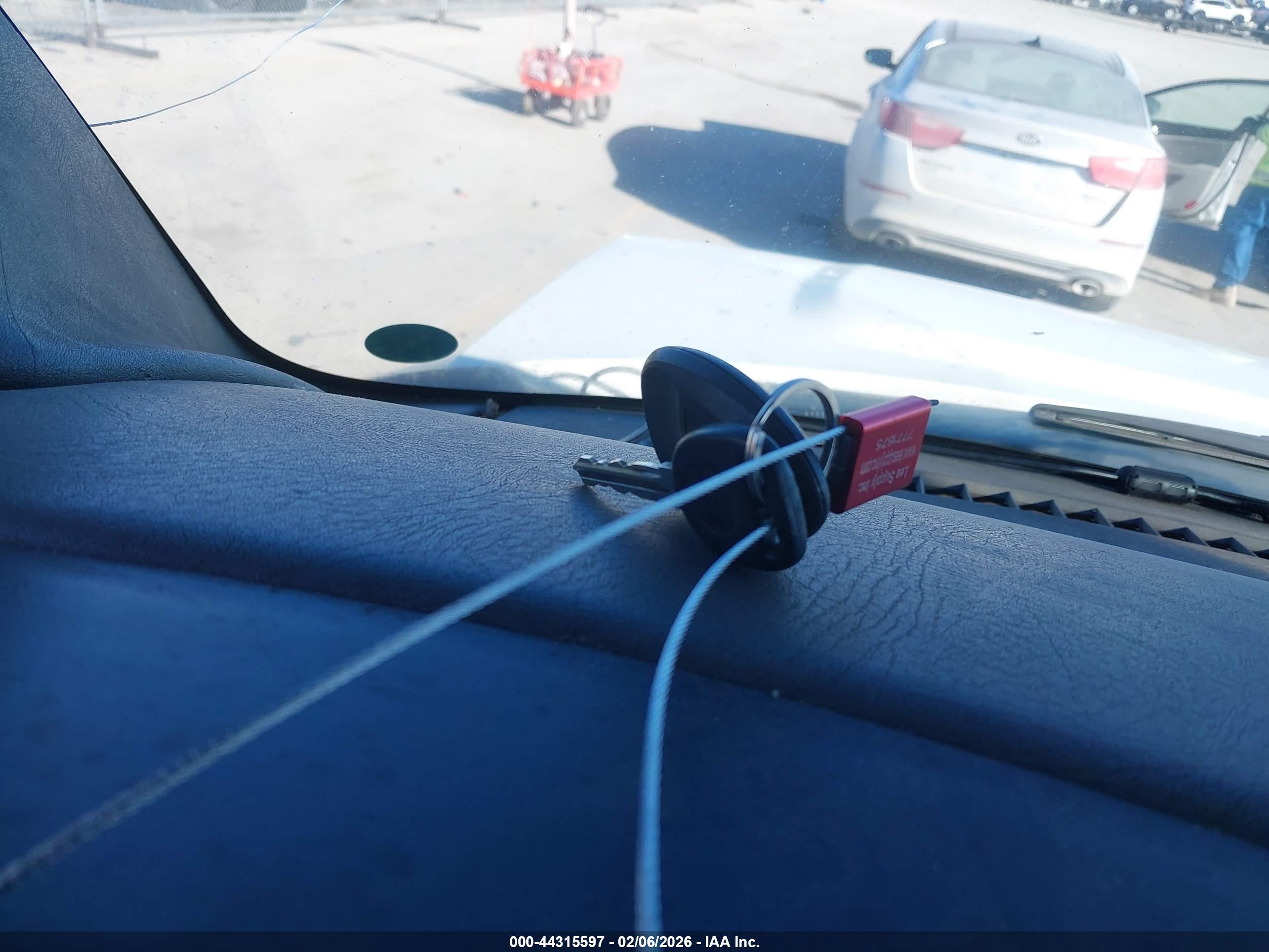 GMC SAVANA image 11