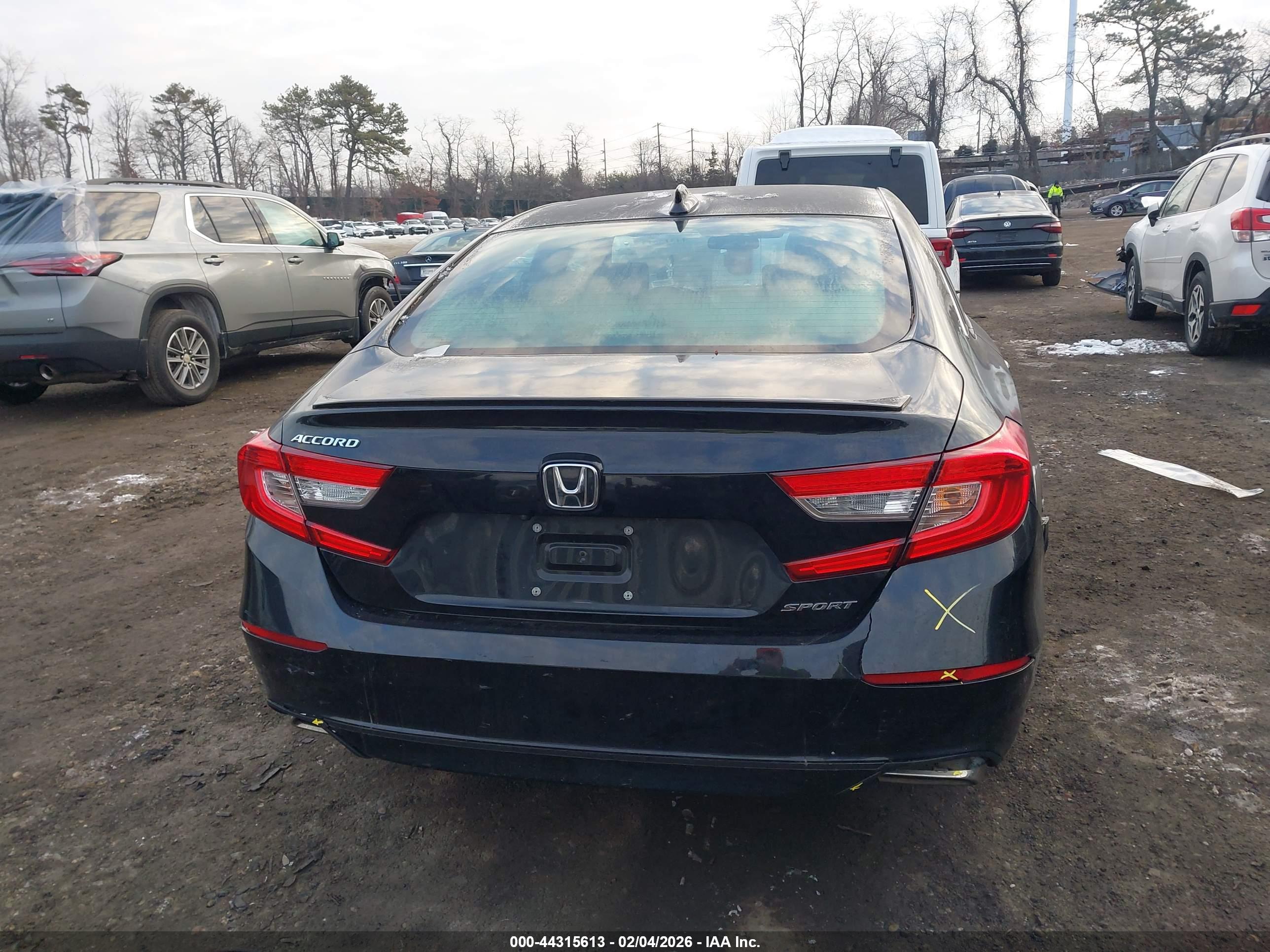 HONDA ACCORD image 6