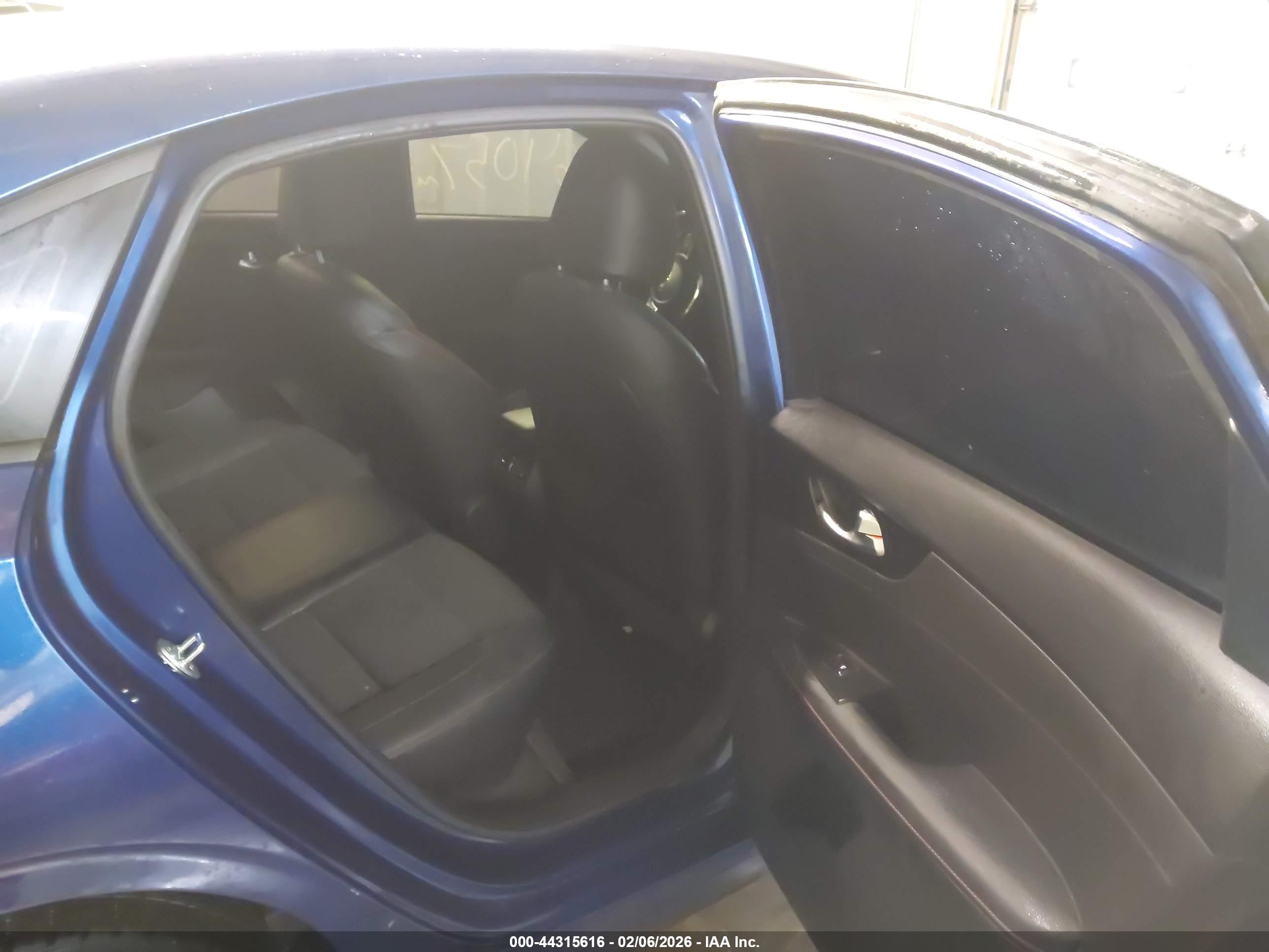 KIA FORTE image 8