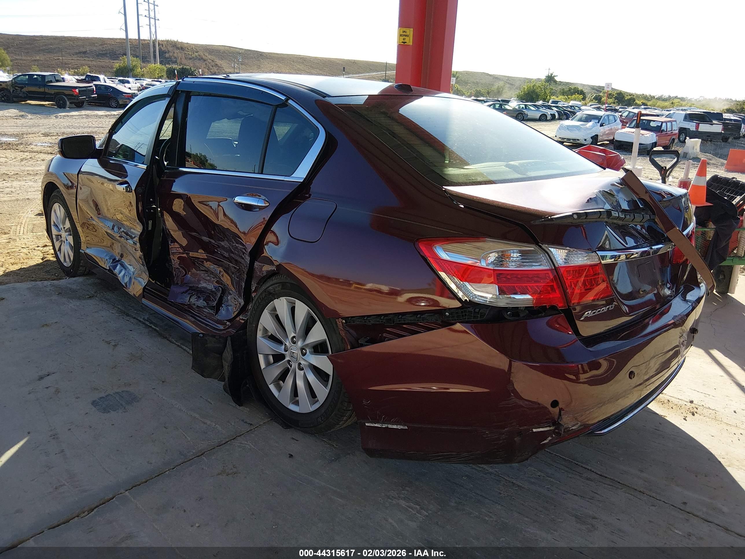 HONDA ACCORD image 3