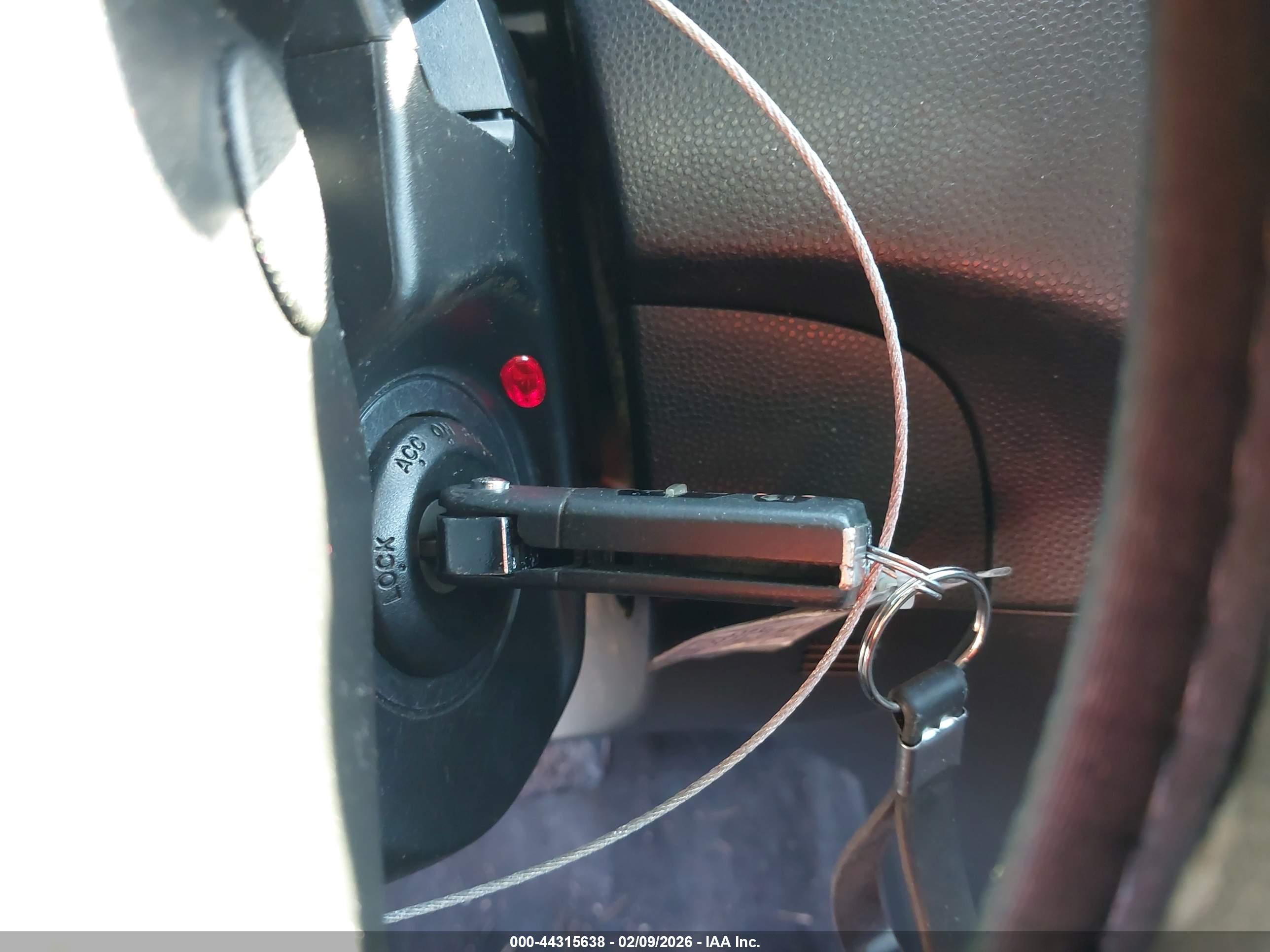 MAZDA MAZDA3 image 11