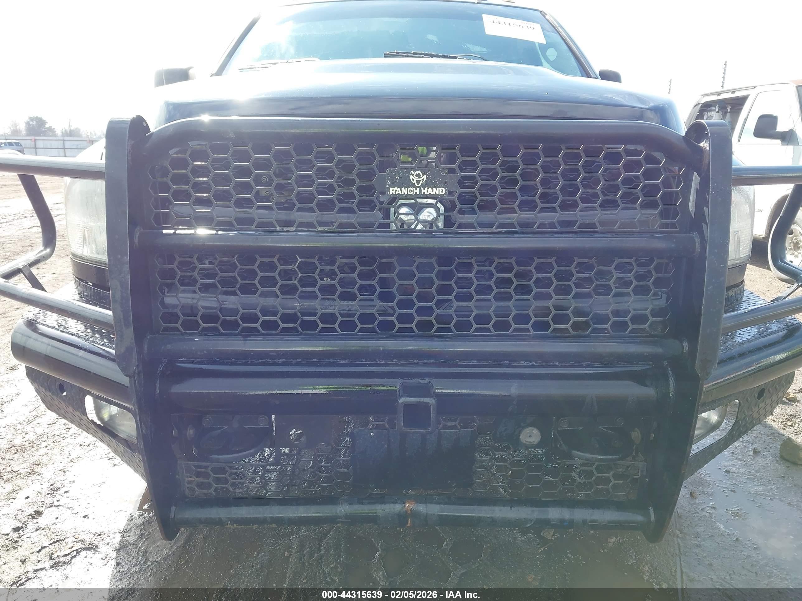 RAM 2500 image 6