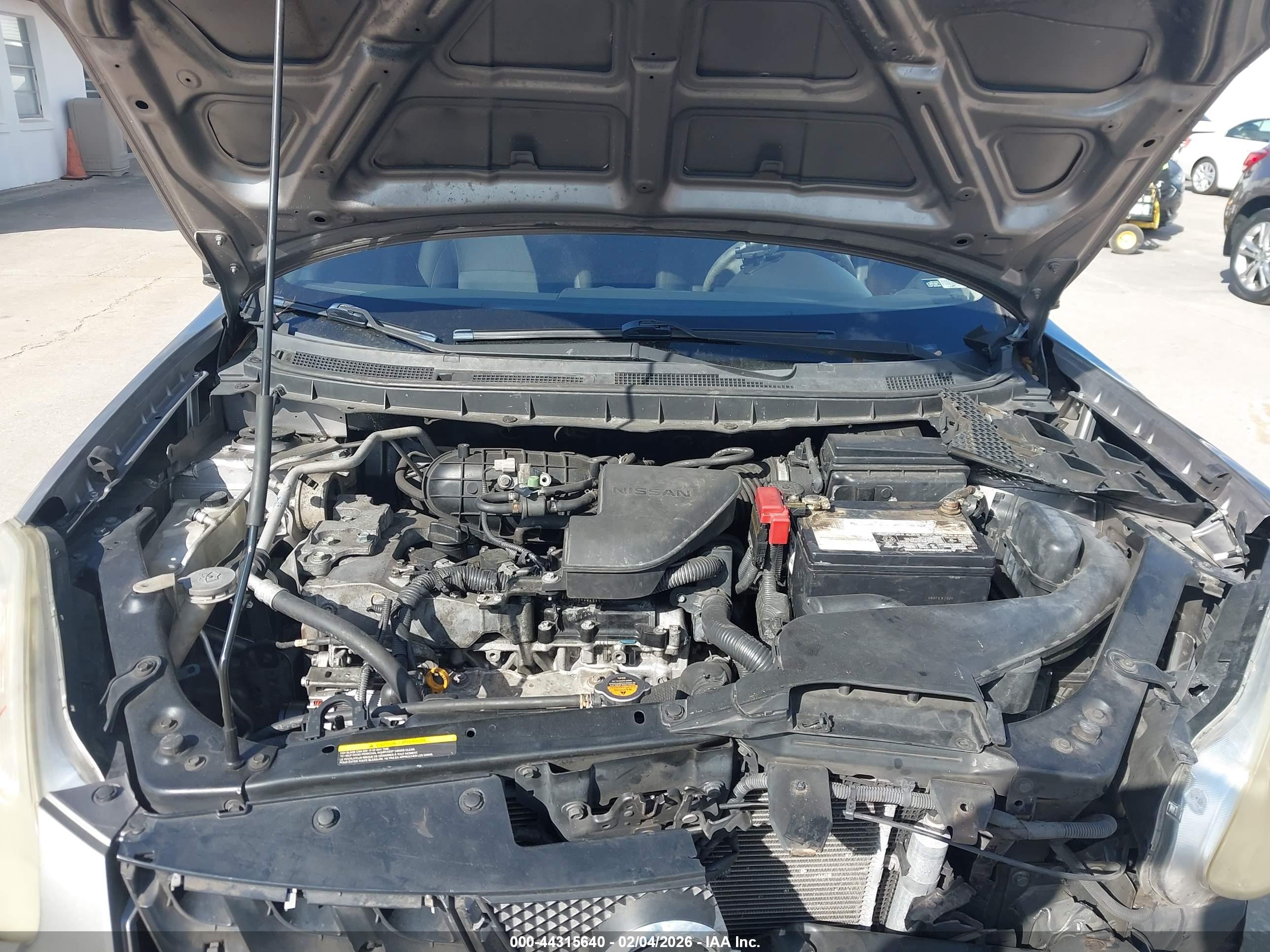 NISSAN ROGUE image 10