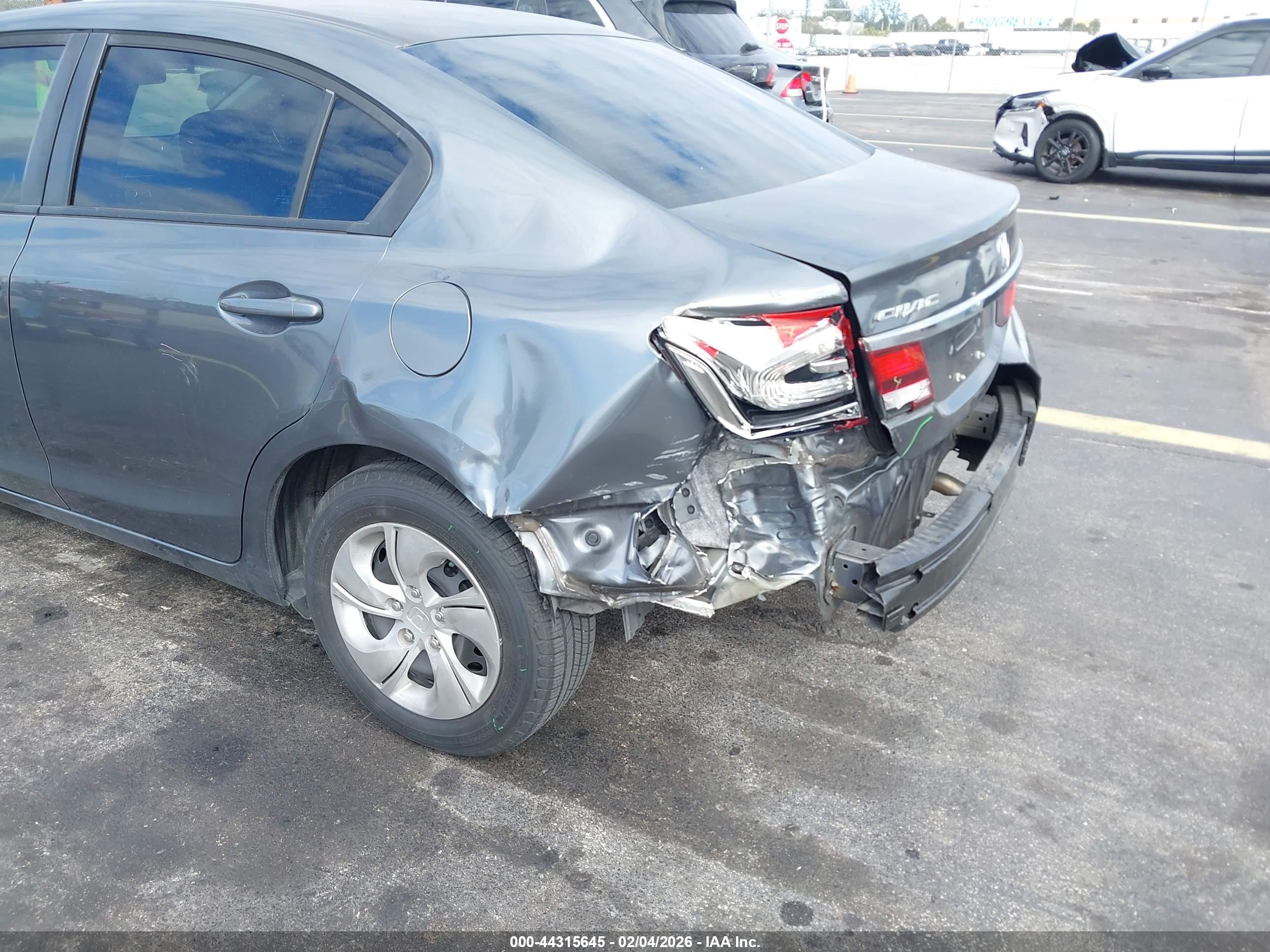 HONDA CIVIC image 6