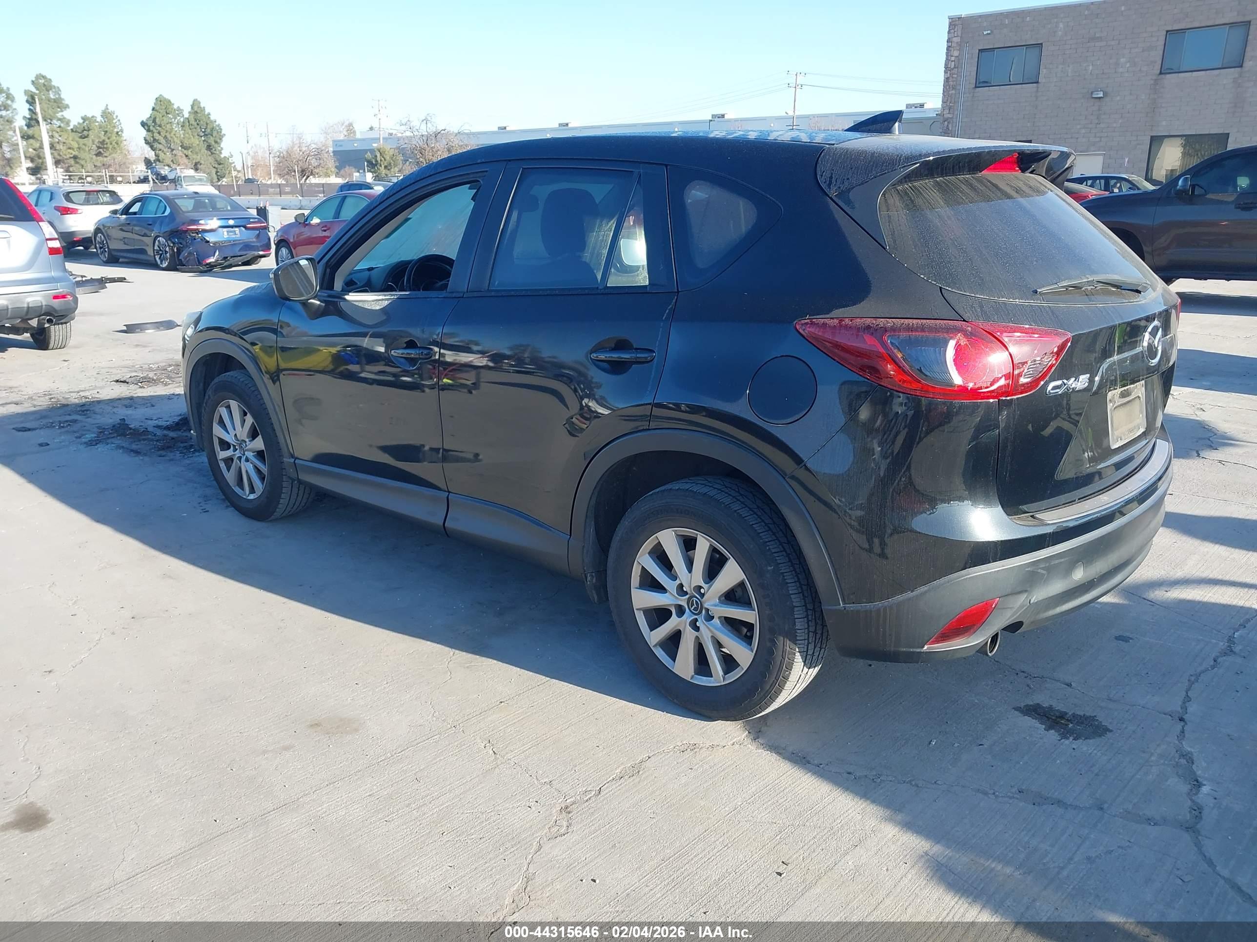 MAZDA CX-5 image 3