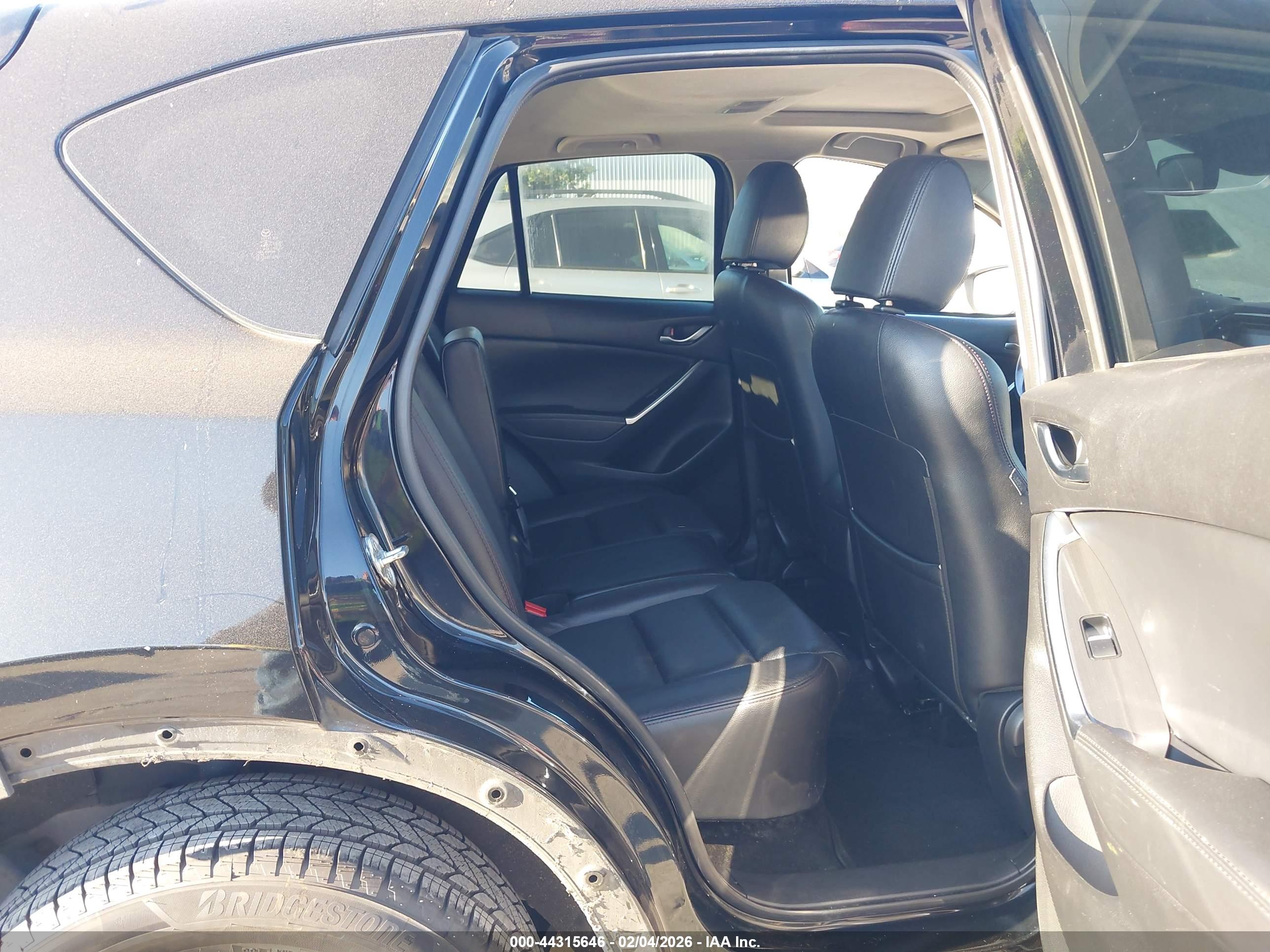 MAZDA CX-5 image 8