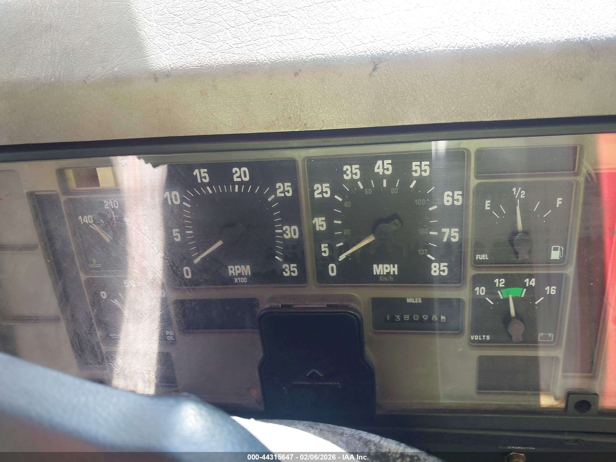 INTERNATIONAL 4000 image 6