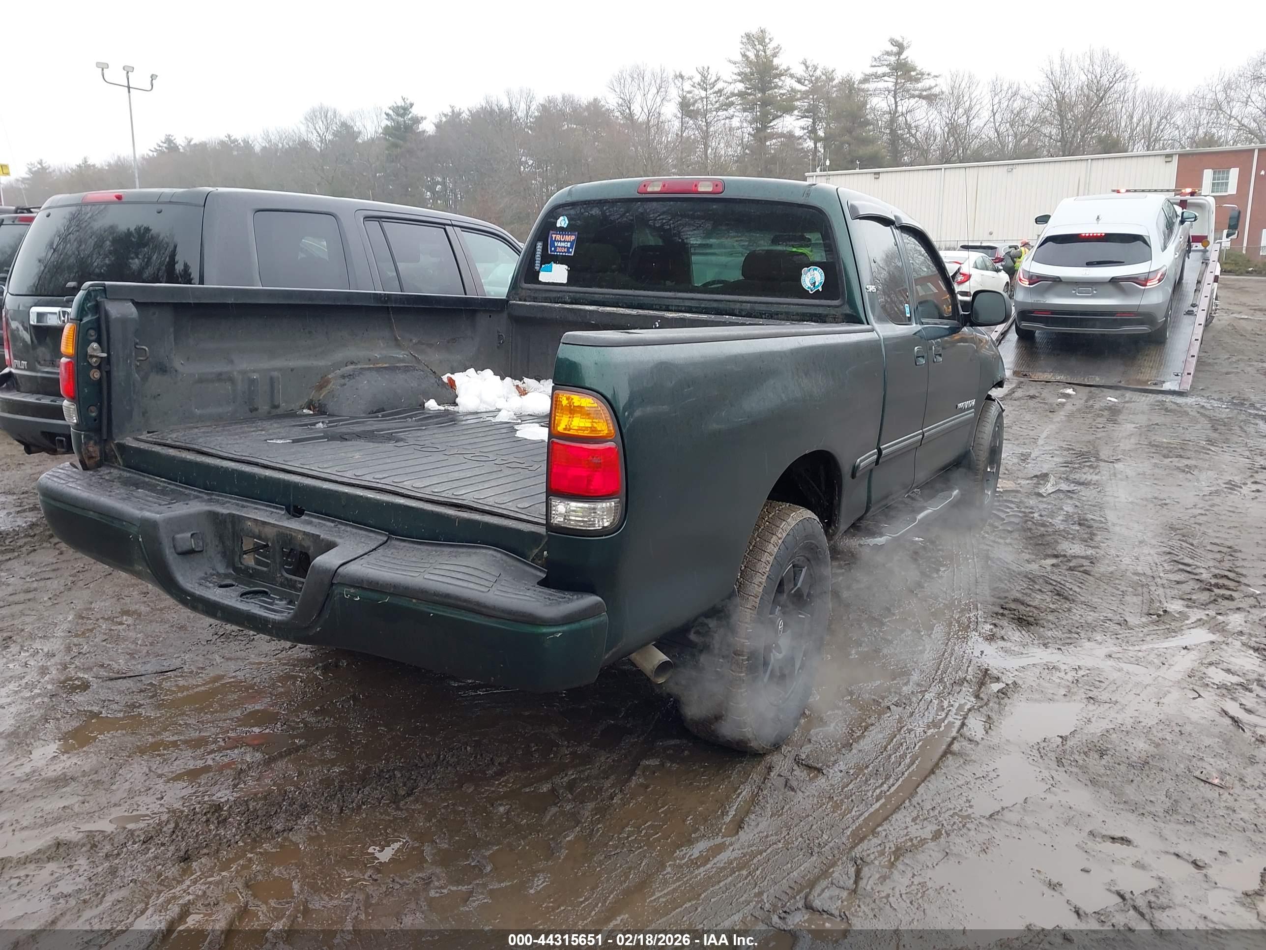 TOYOTA TUNDRA image 4