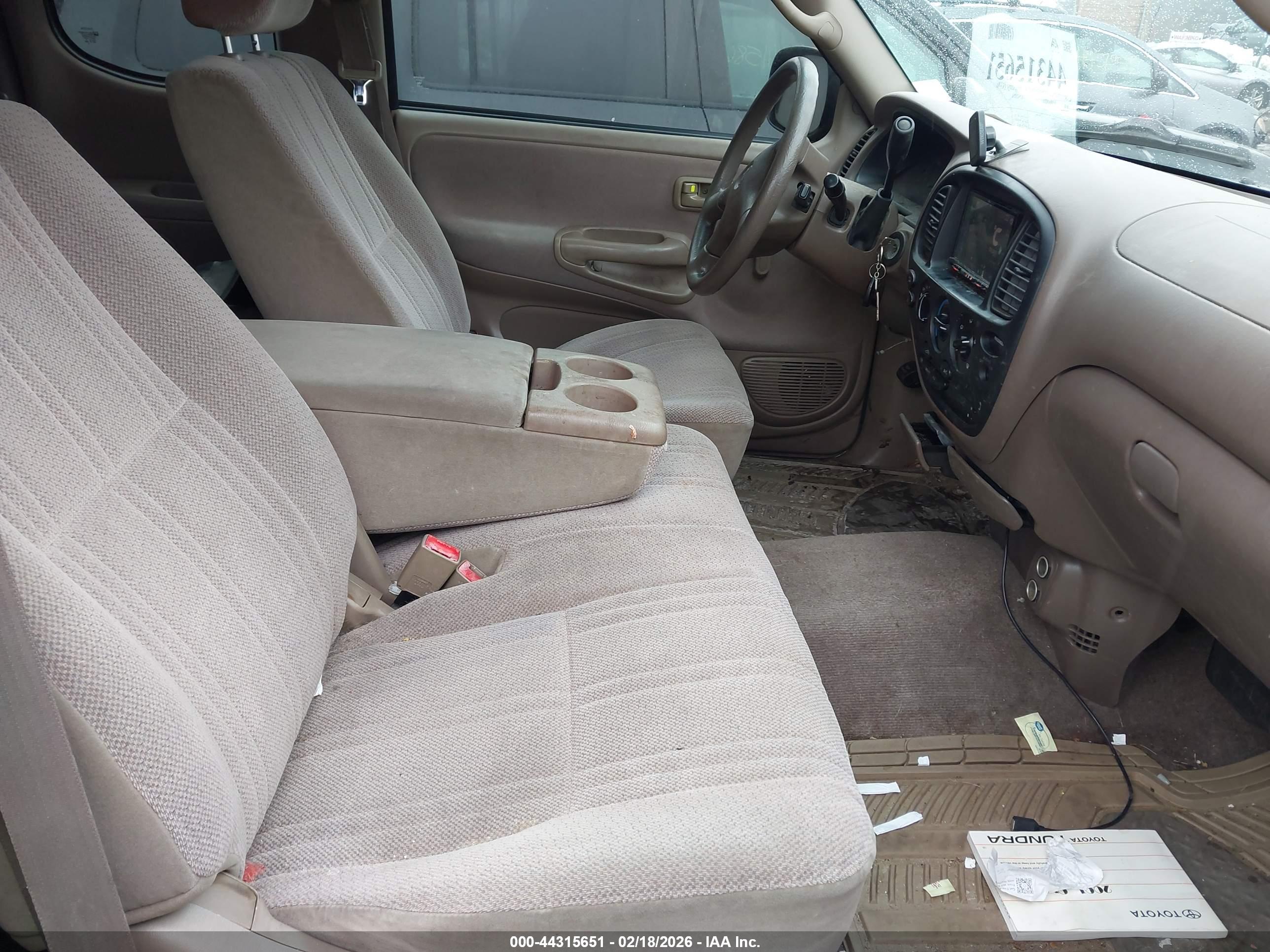 TOYOTA TUNDRA image 5