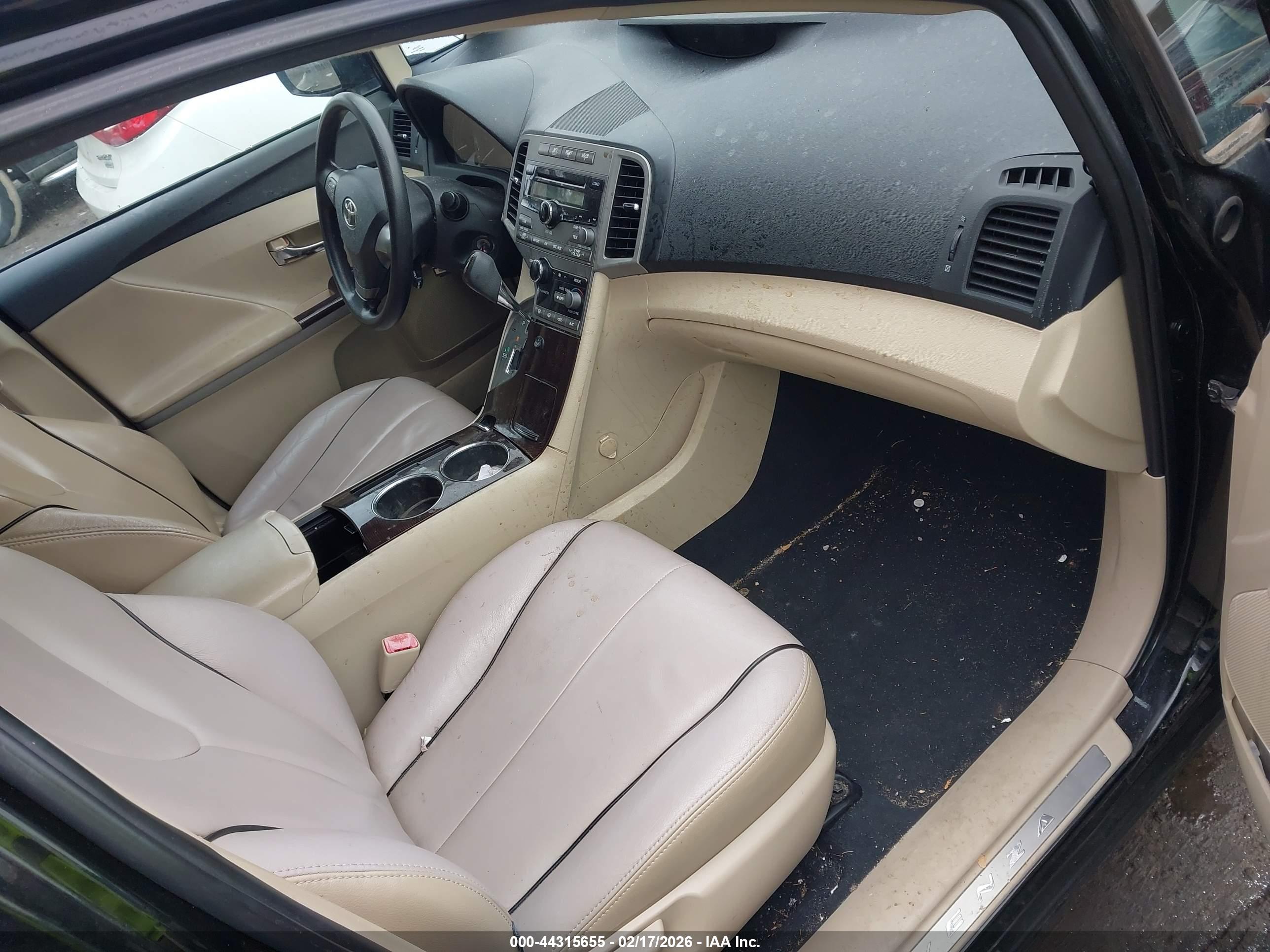 TOYOTA VENZA image 5