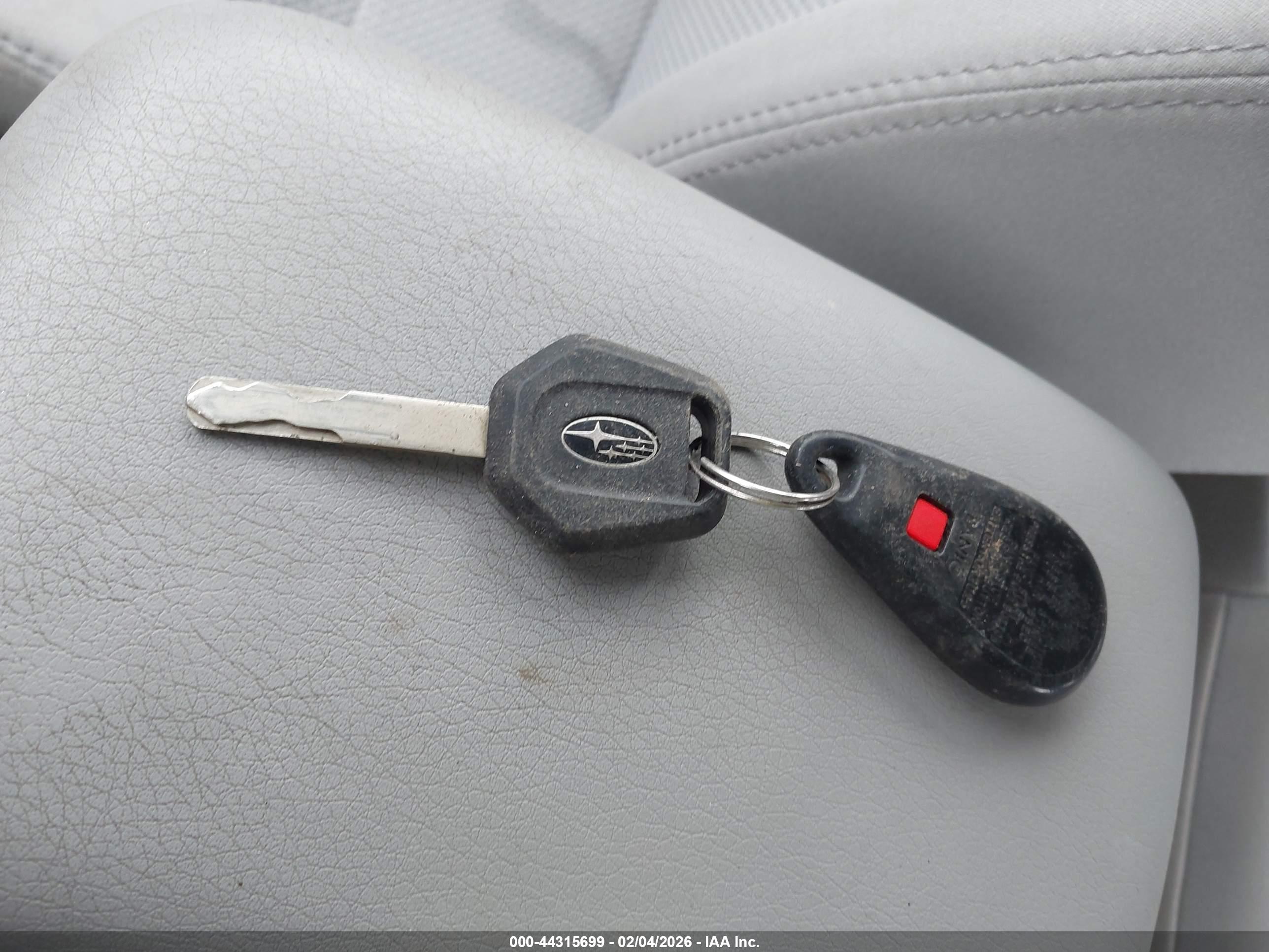 SUBARU FORESTER image 11
