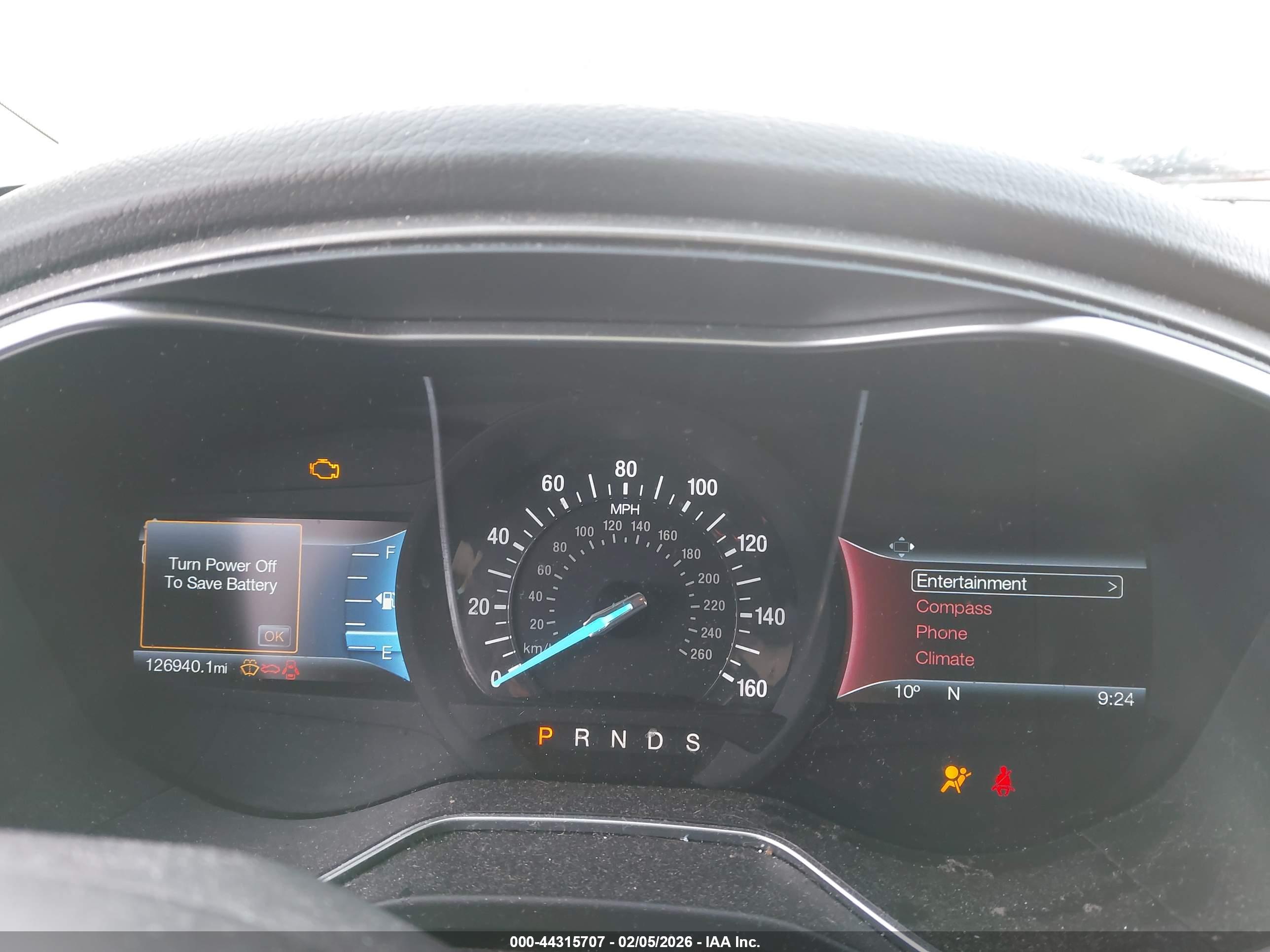 FORD FUSION image 7