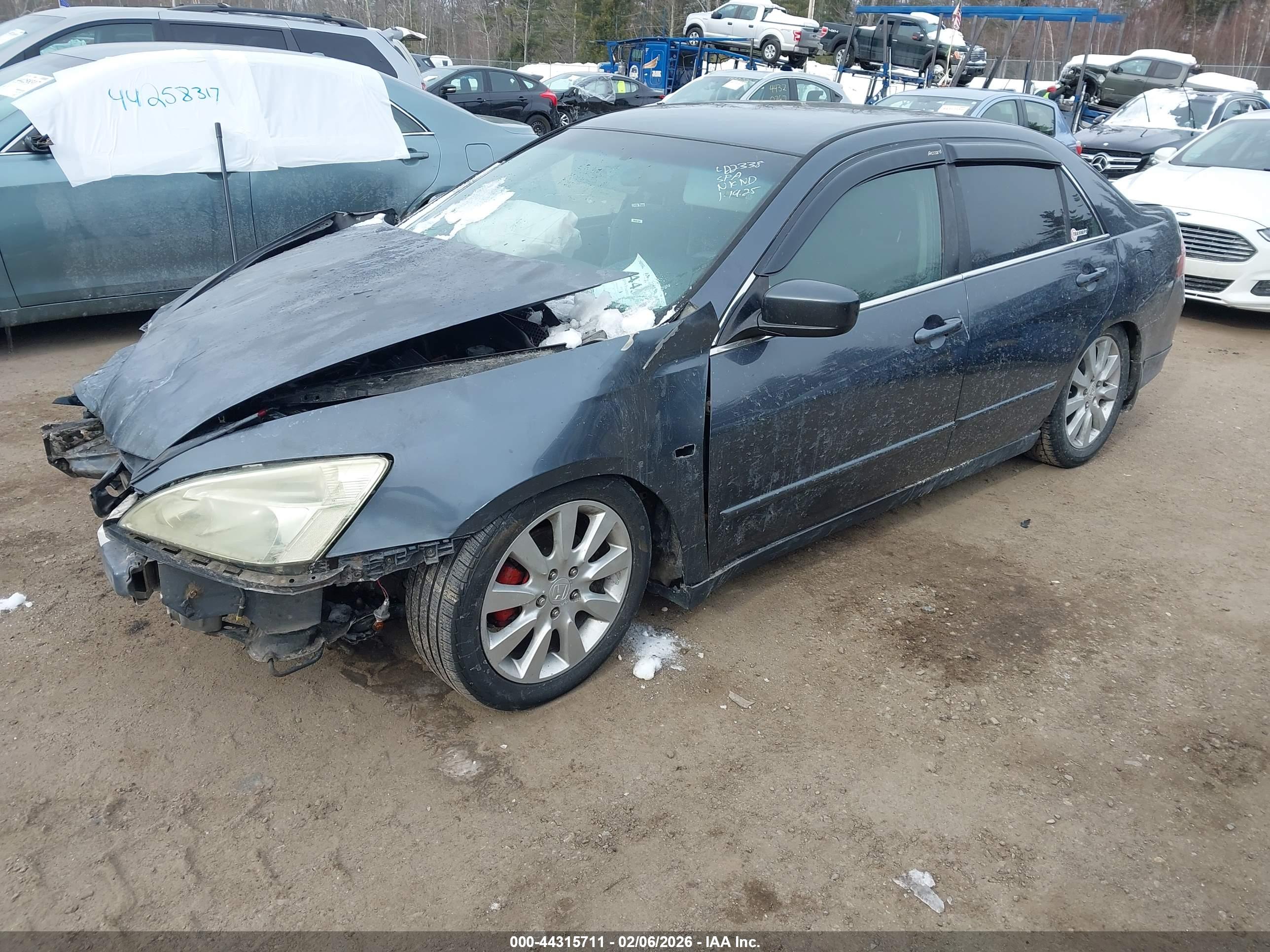 HONDA ACCORD image 2