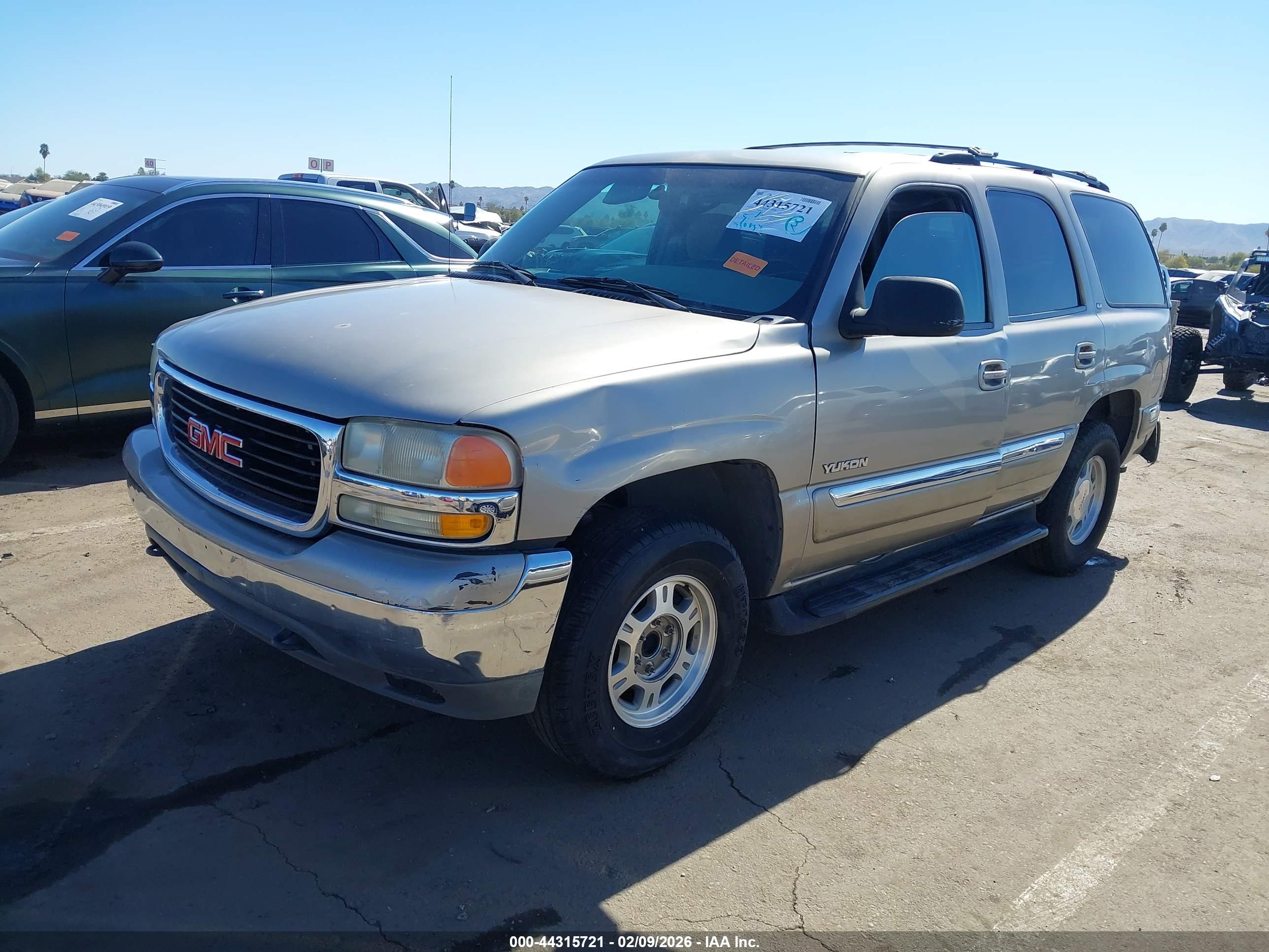 GMC YUKON image 2