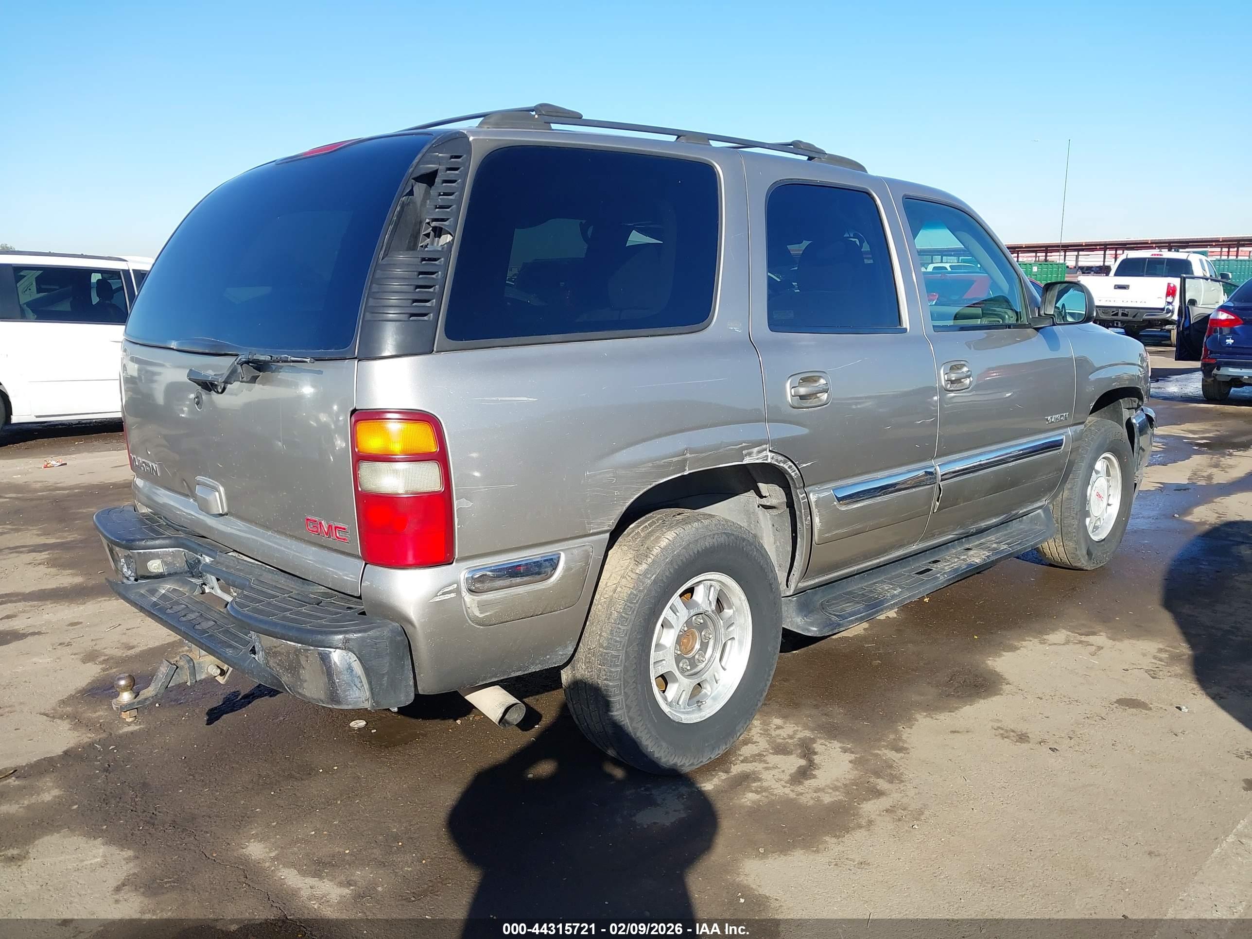 GMC YUKON image 4