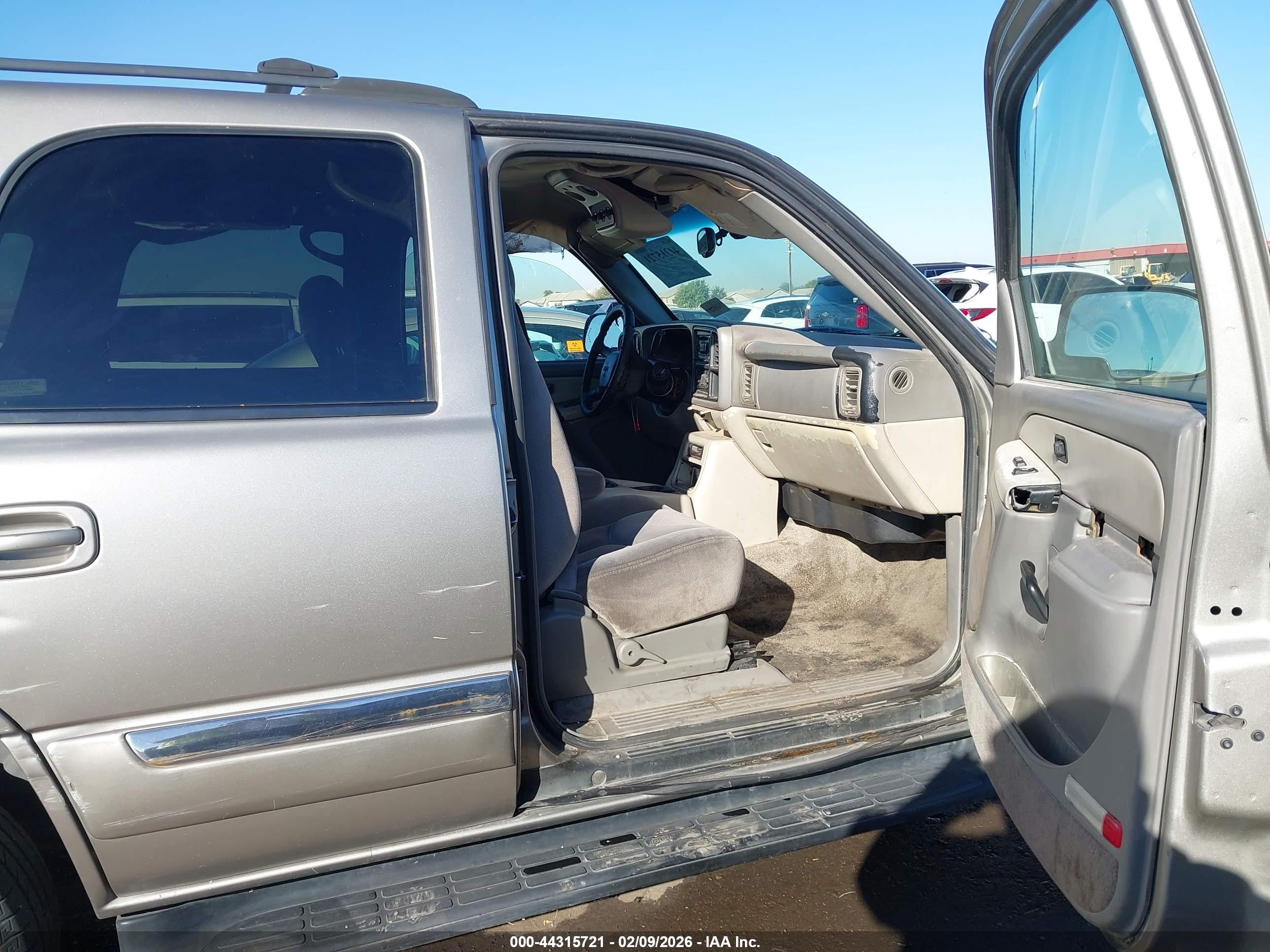 GMC YUKON image 5