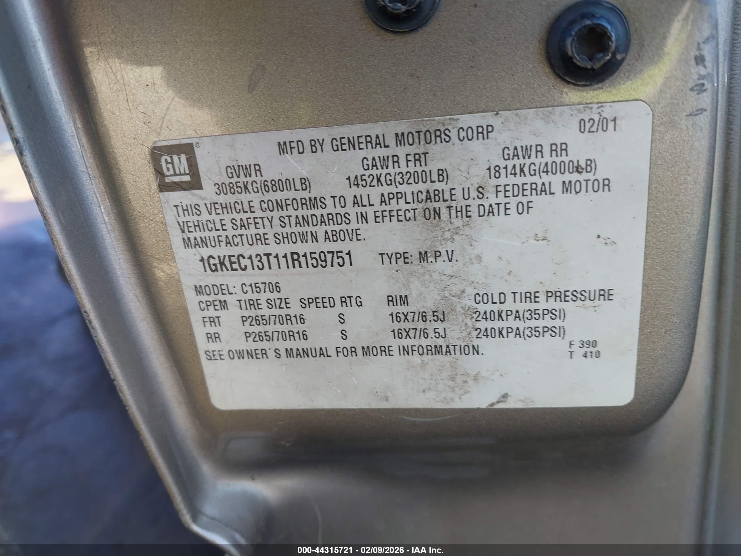GMC YUKON image 9