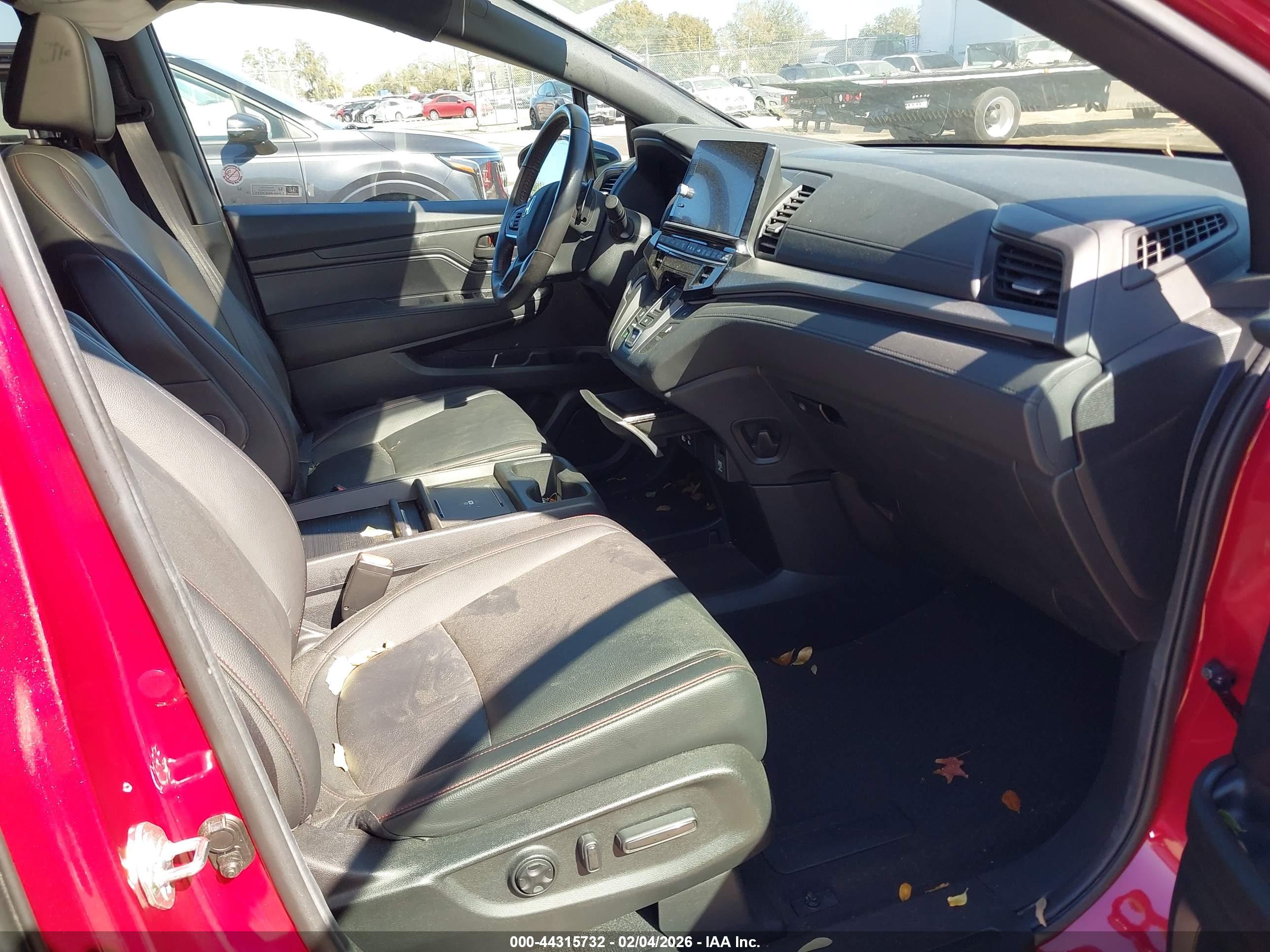 HONDA ODYSSEY image 5
