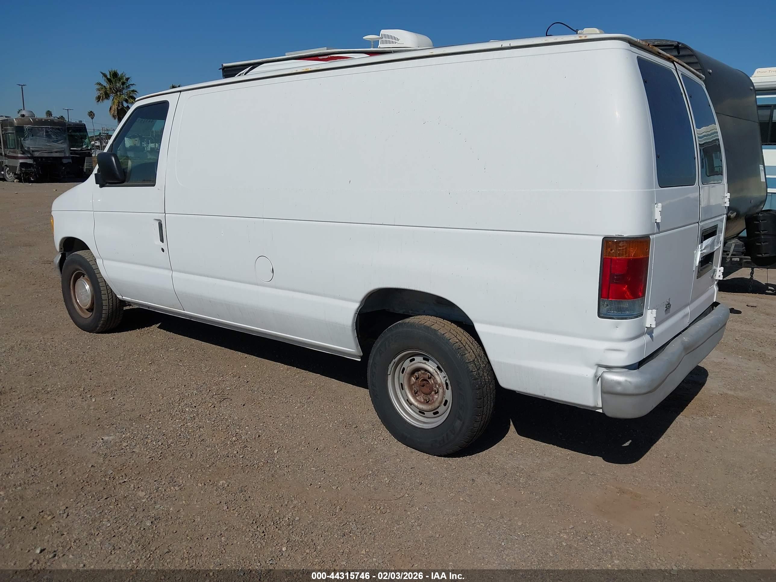 FORD ECONOLINE image 3