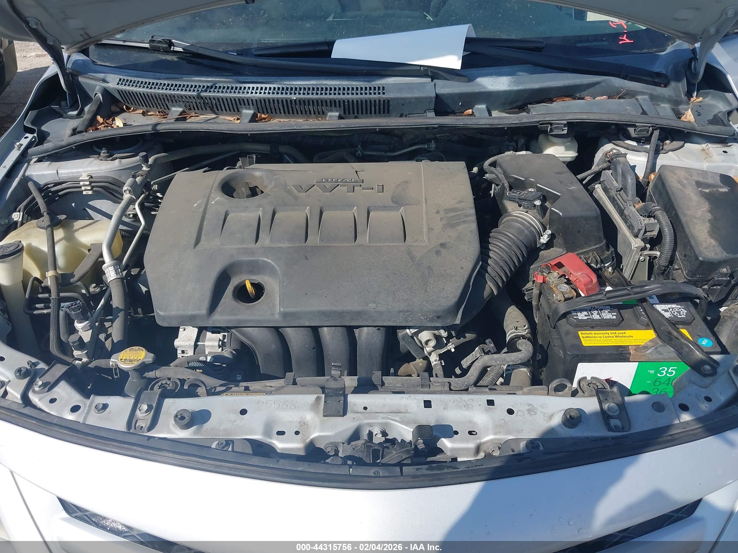 TOYOTA COROLLA image 10
