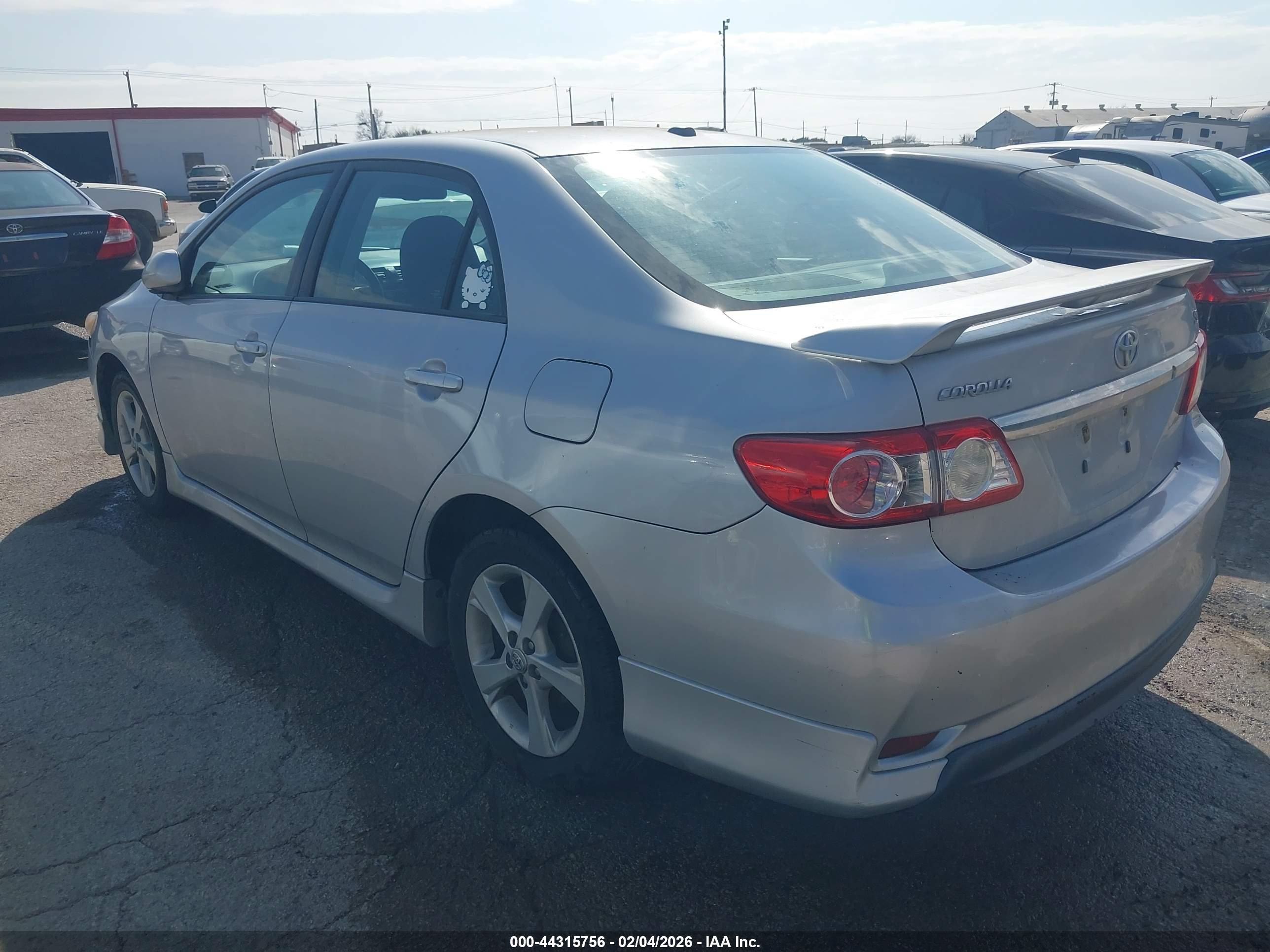 TOYOTA COROLLA image 3