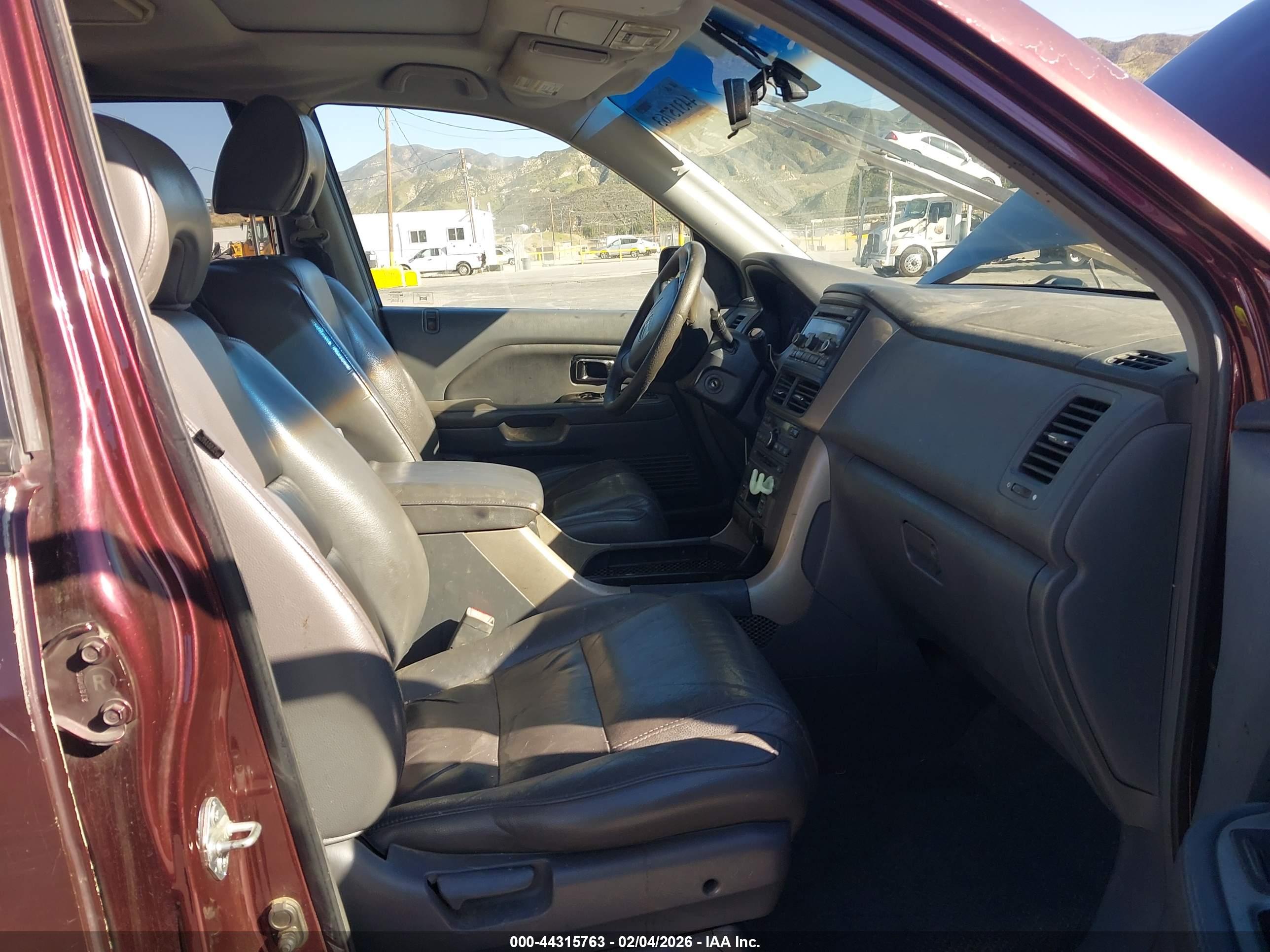 HONDA PILOT image 5