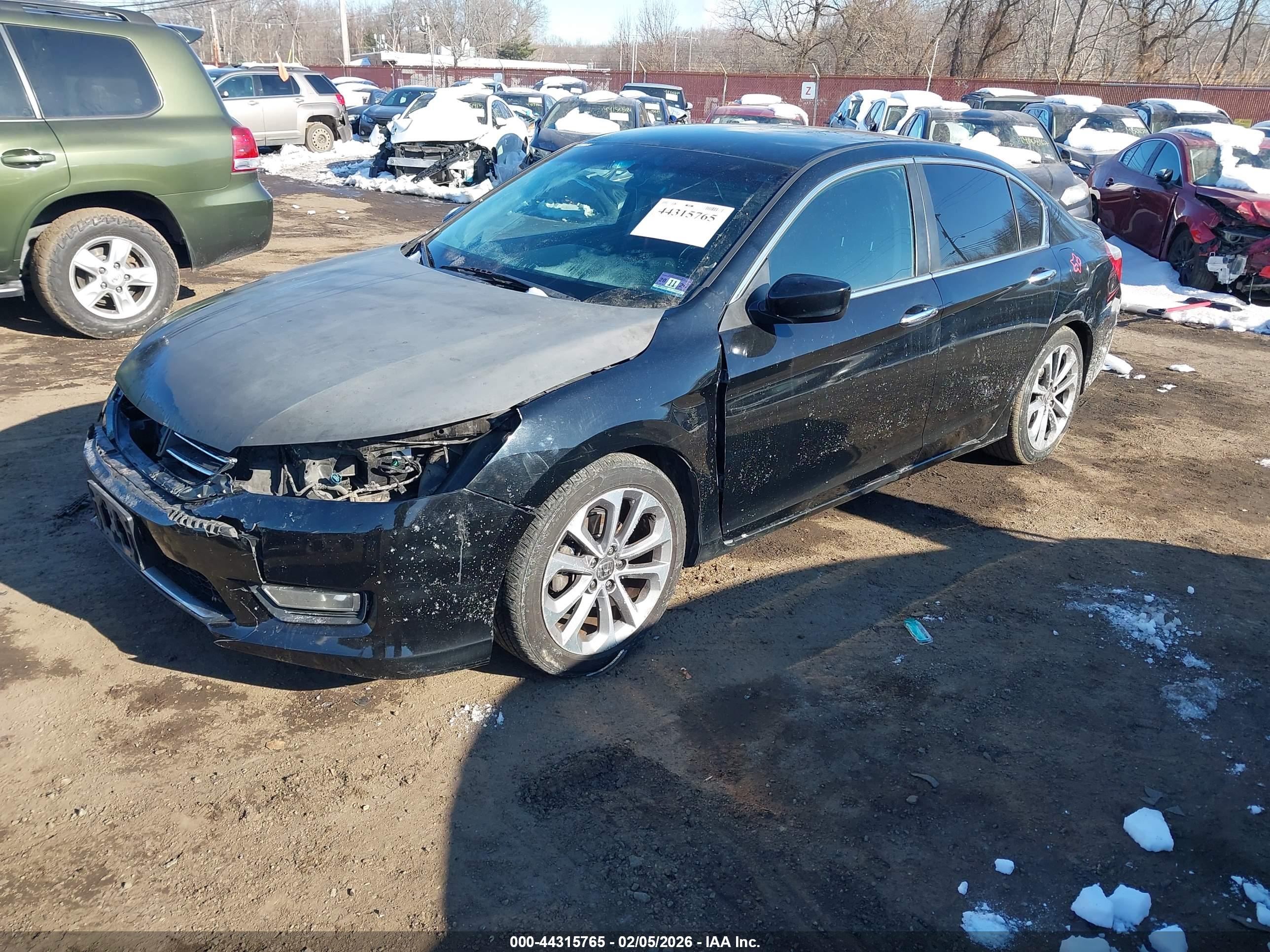 HONDA ACCORD image 2