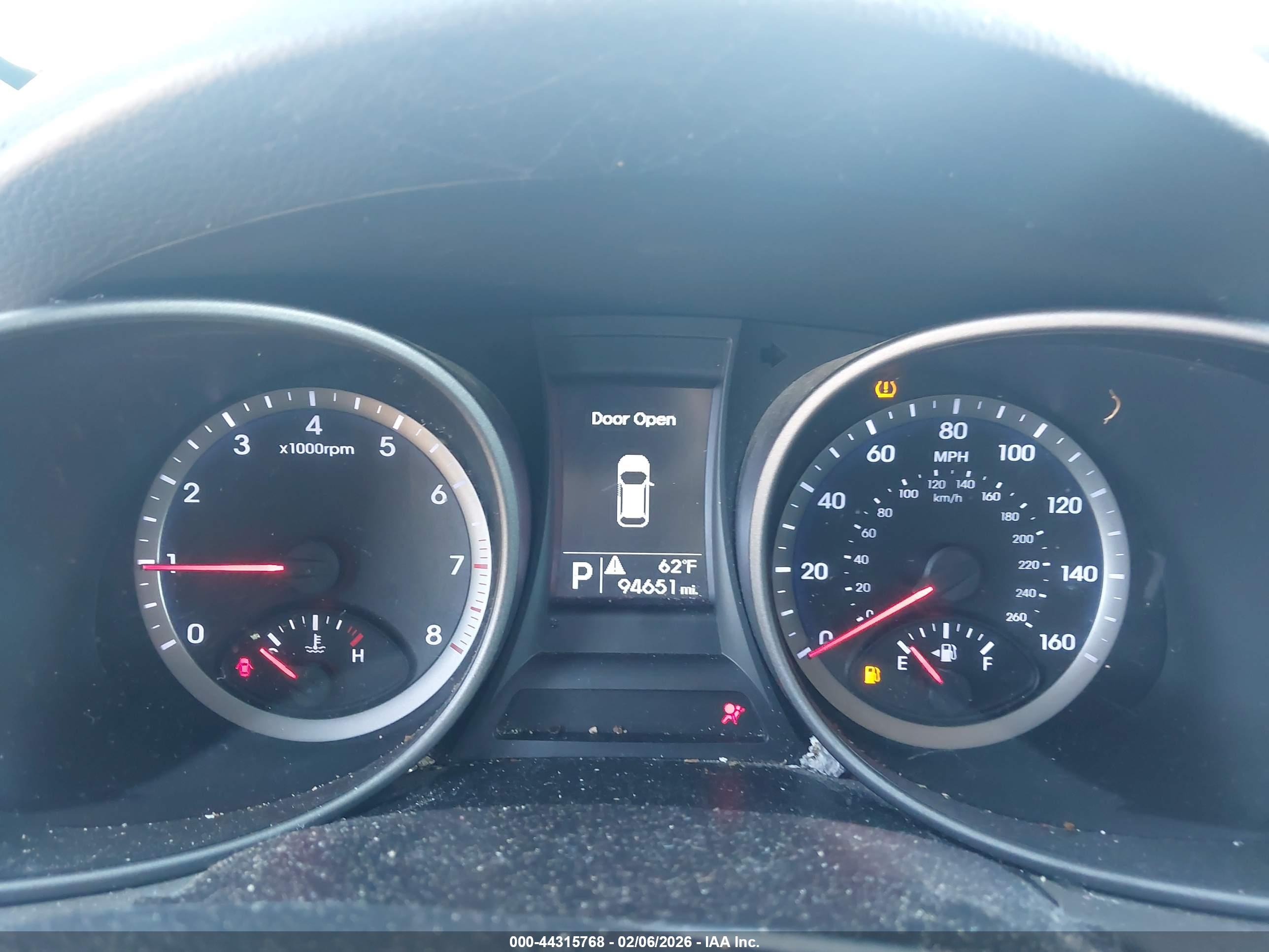 HYUNDAI SANTA image 7