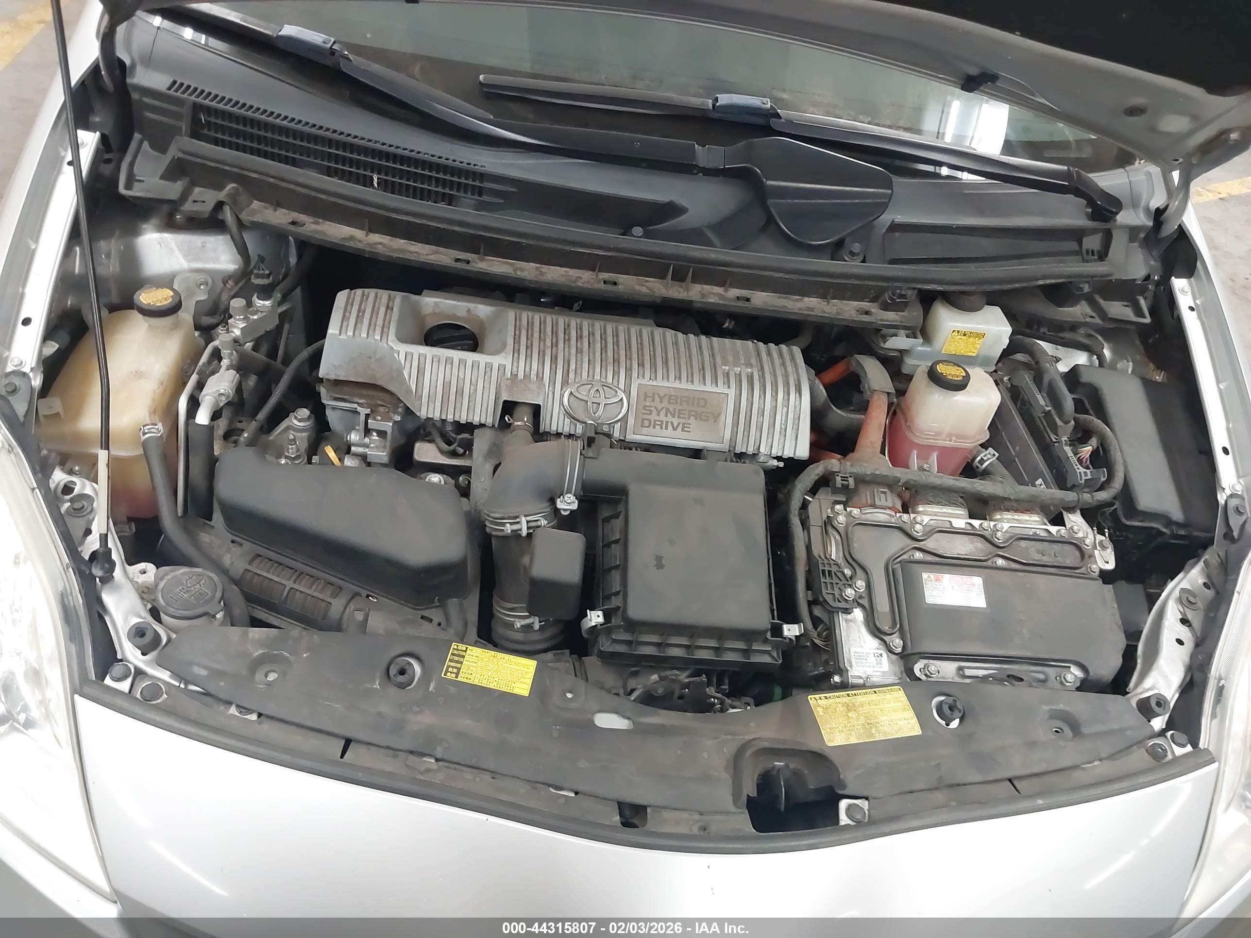 TOYOTA PRIUS image 10