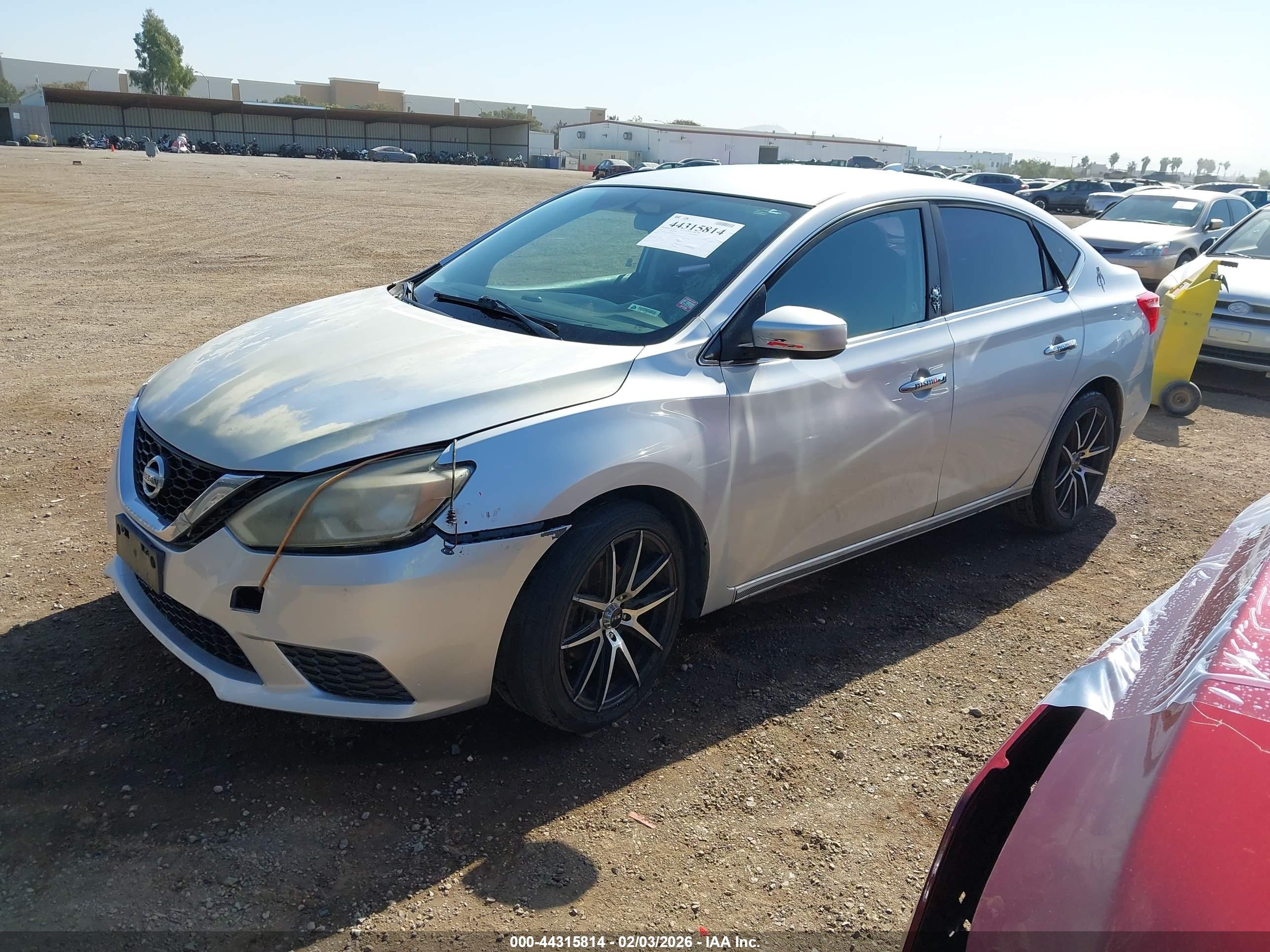NISSAN SENTRA image 2