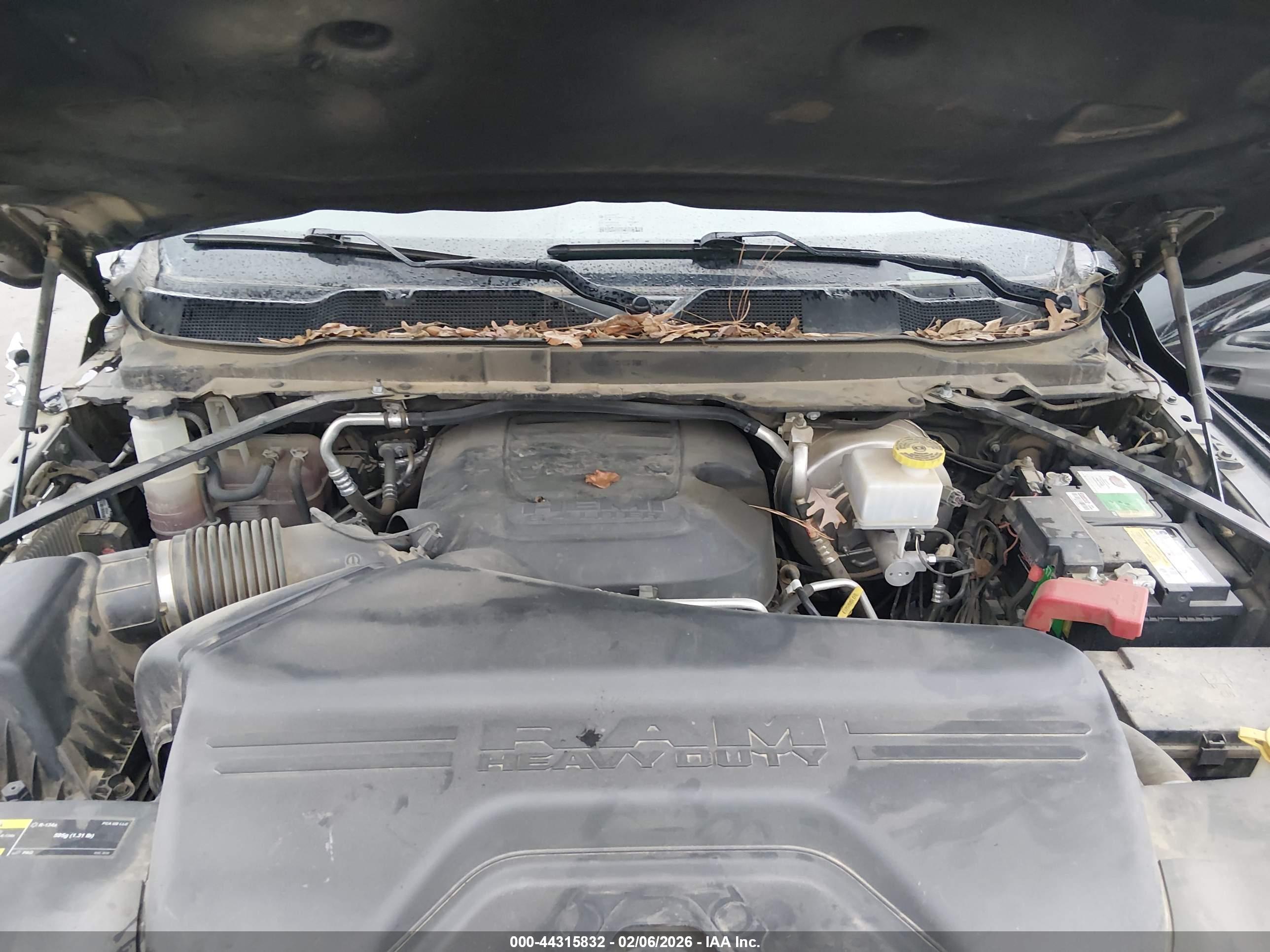 RAM 2500 image 10
