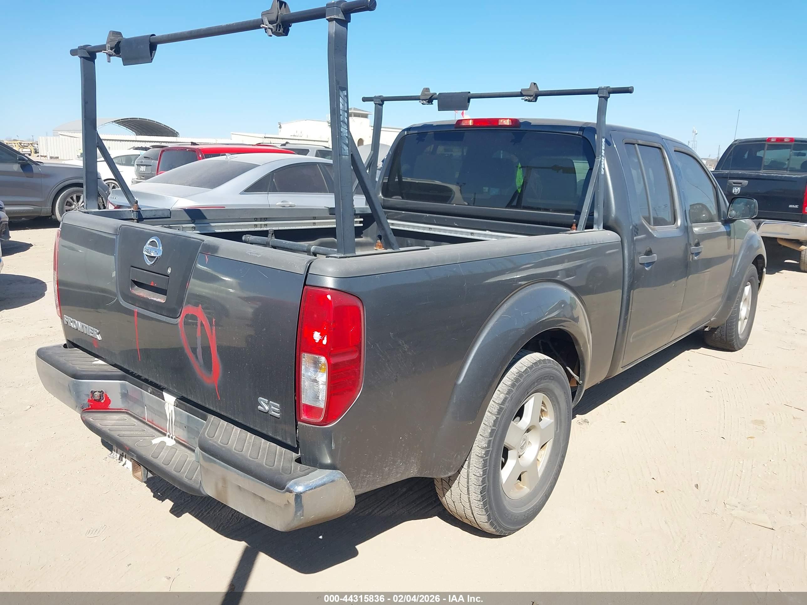 NISSAN FRONTIER image 4