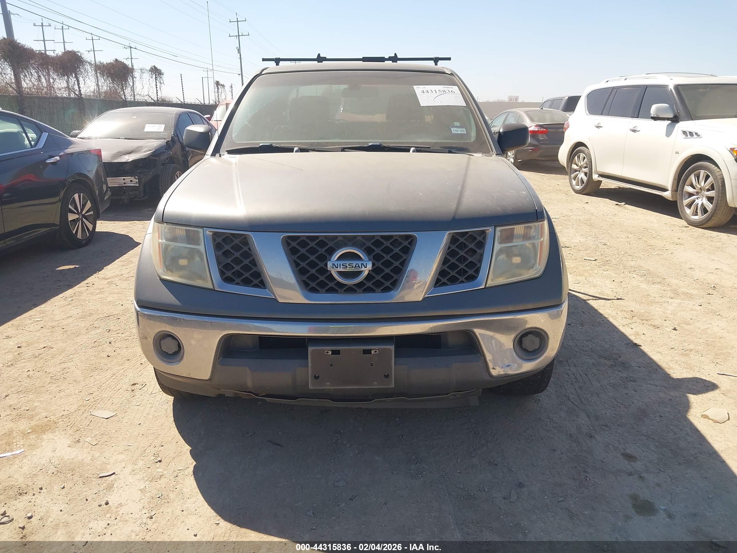 NISSAN FRONTIER image 6