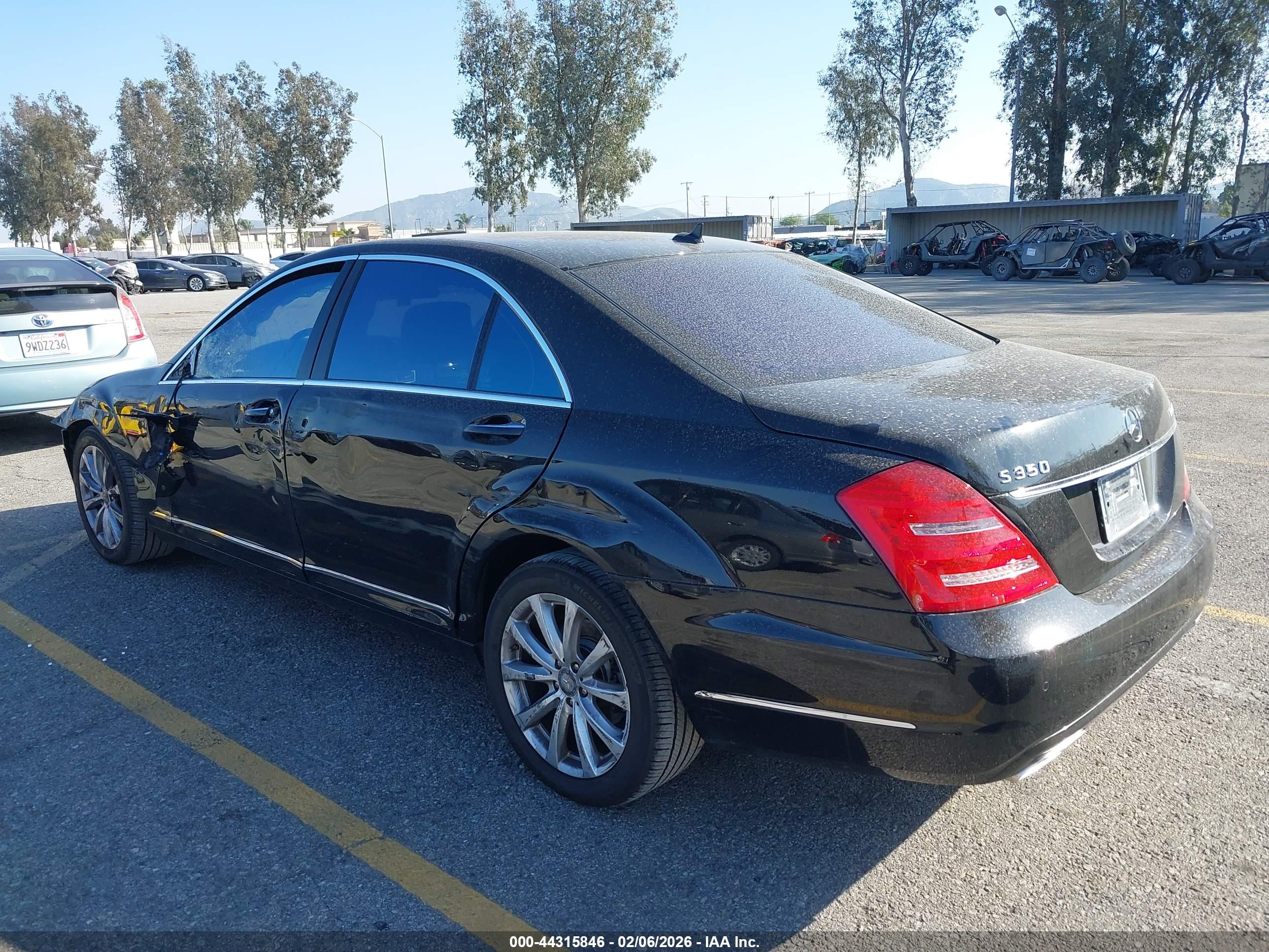 MERCEDES-BENZ S image 3